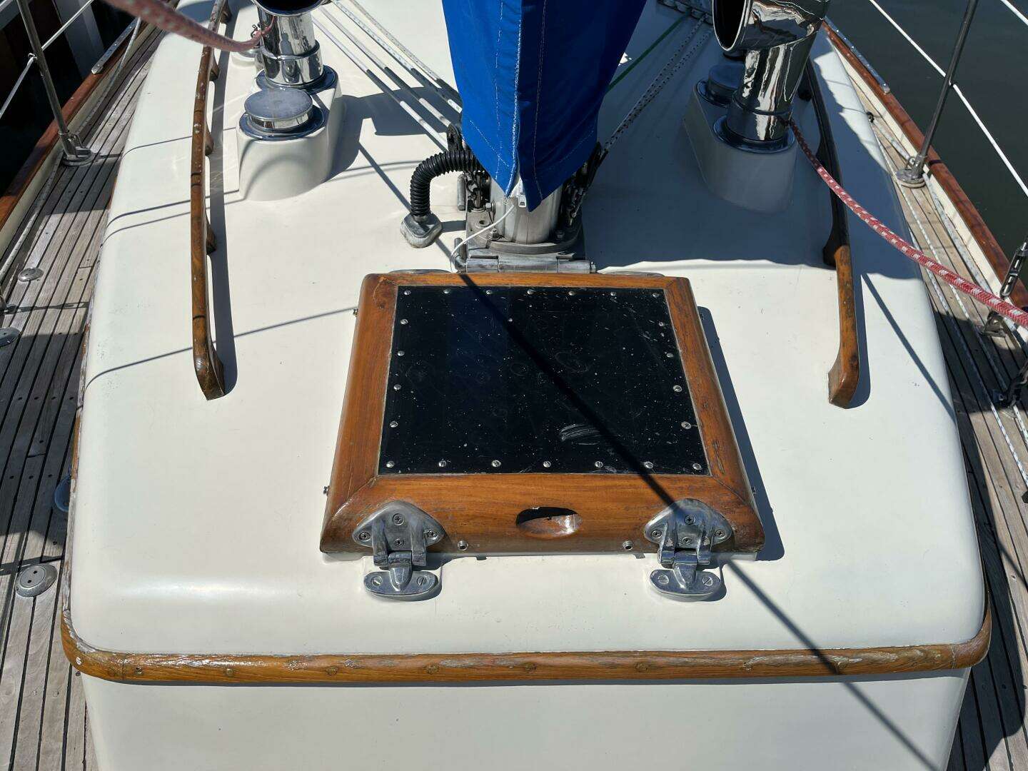 1978 Cheoy Lee Offshore 33 - Image 11