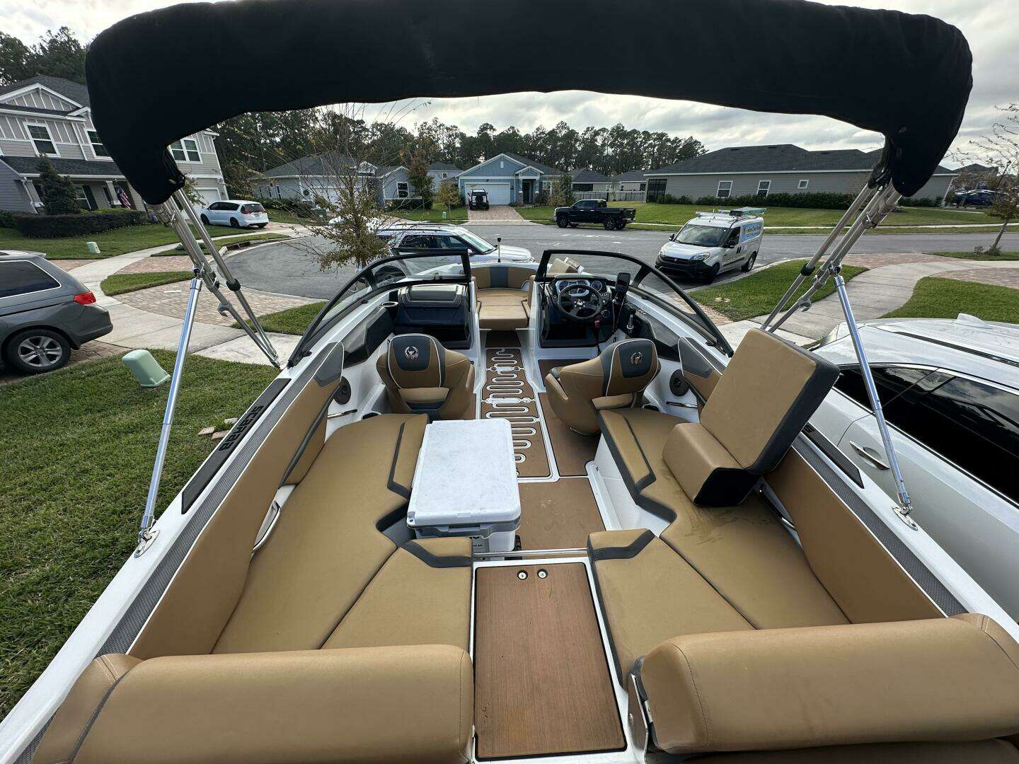 2021 Scarab 215 - Image 44
