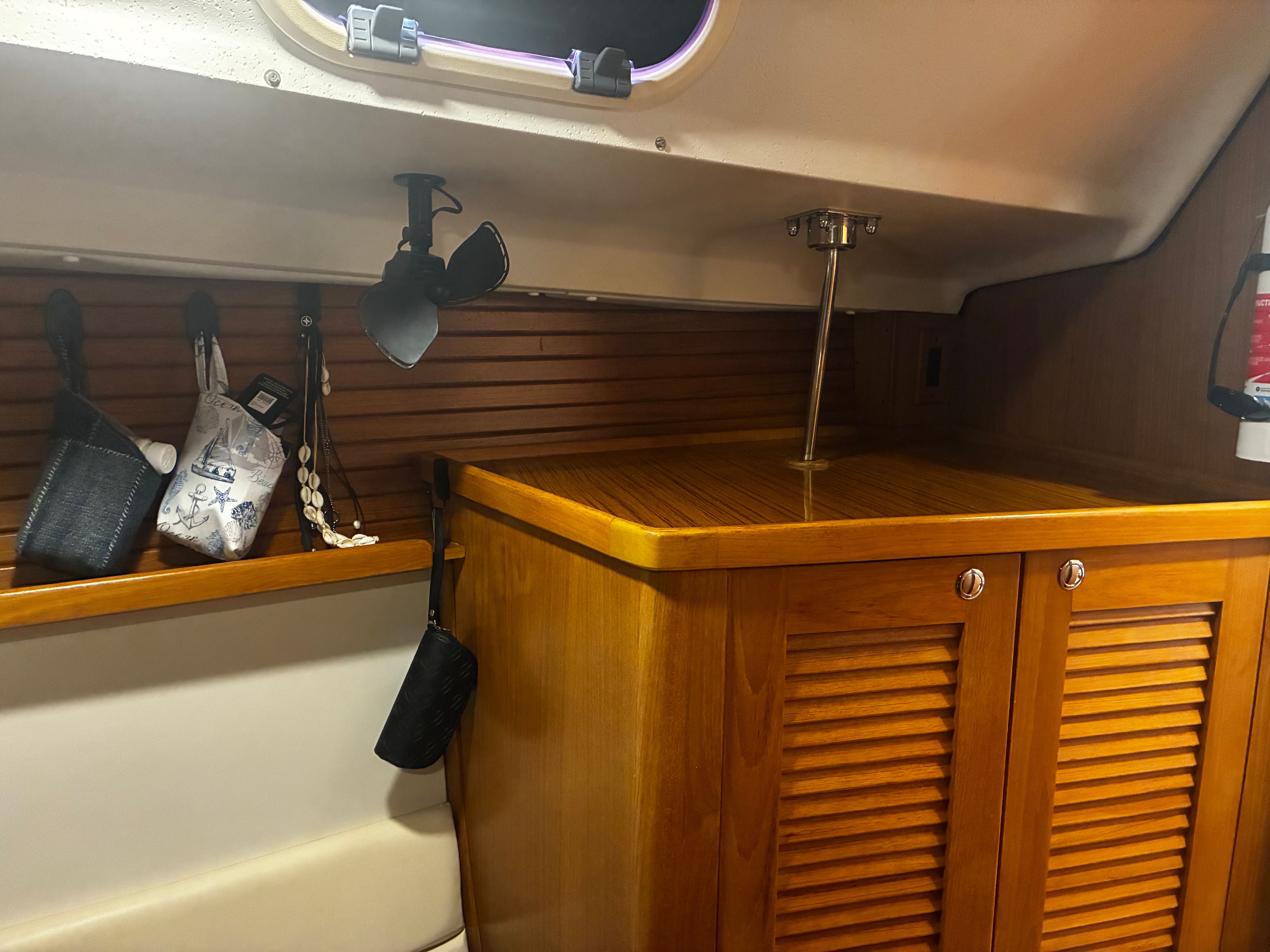2011 Catalina 445 - 30