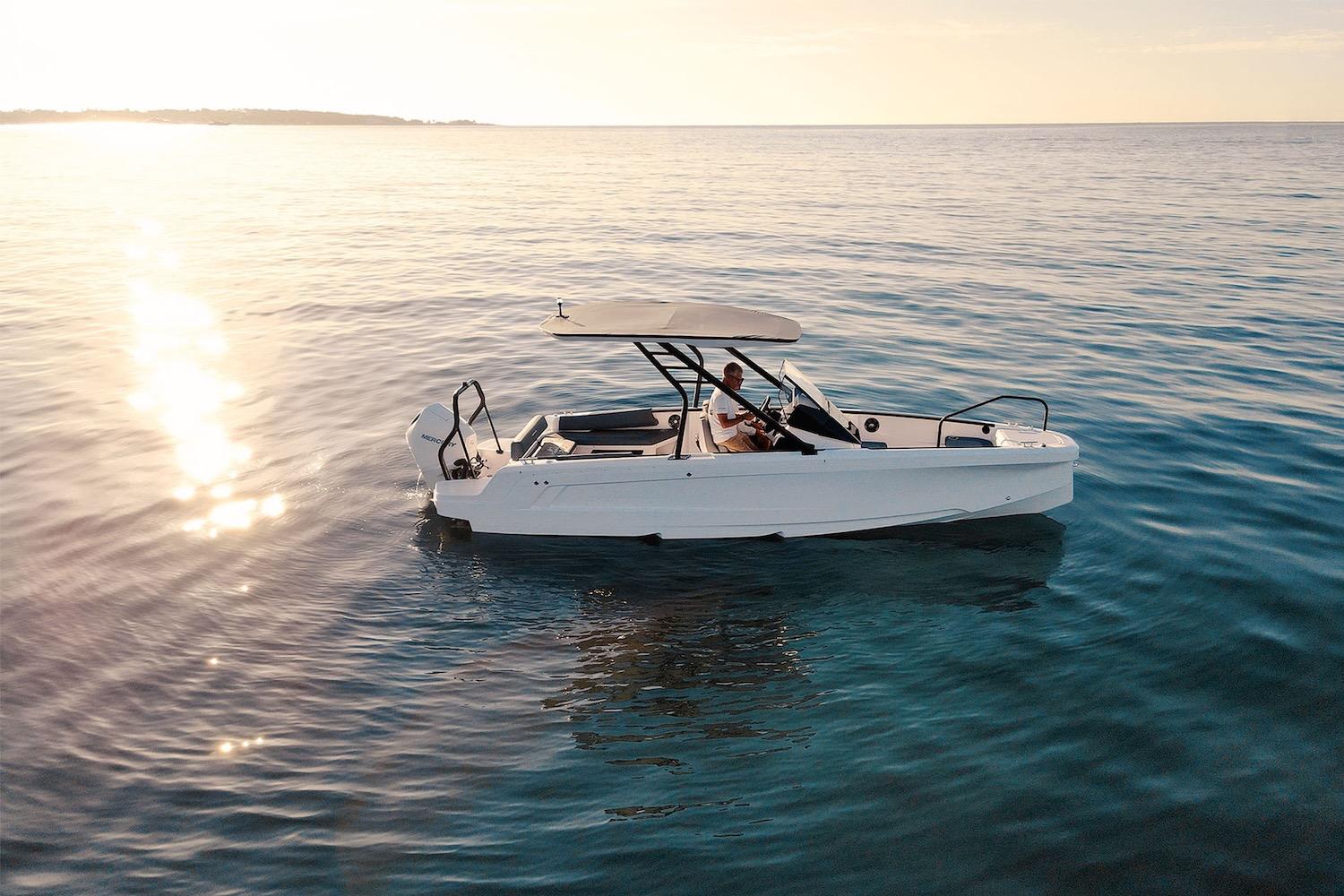 2022 Axopar 22 T-Top