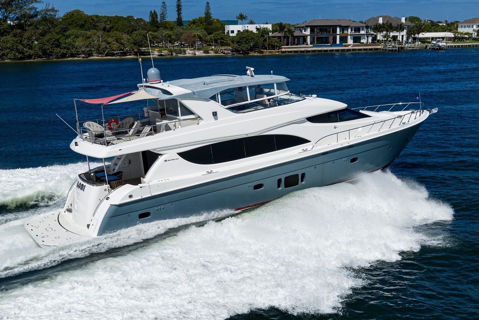 2013 Hatteras 80 Motor Yacht - Image 88