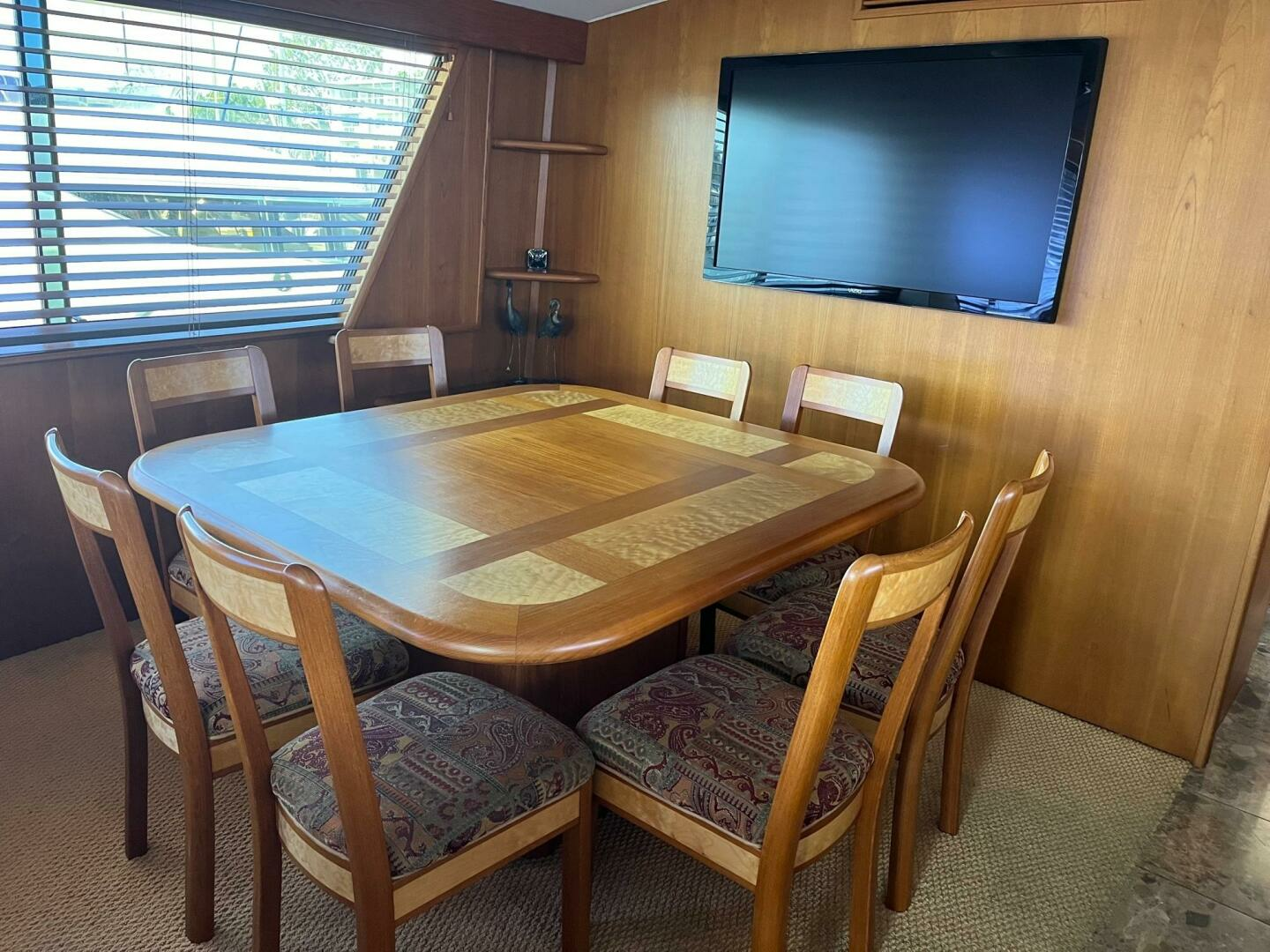 1986 Hatteras 70' Cockpit Motor Yacht - Image 22
