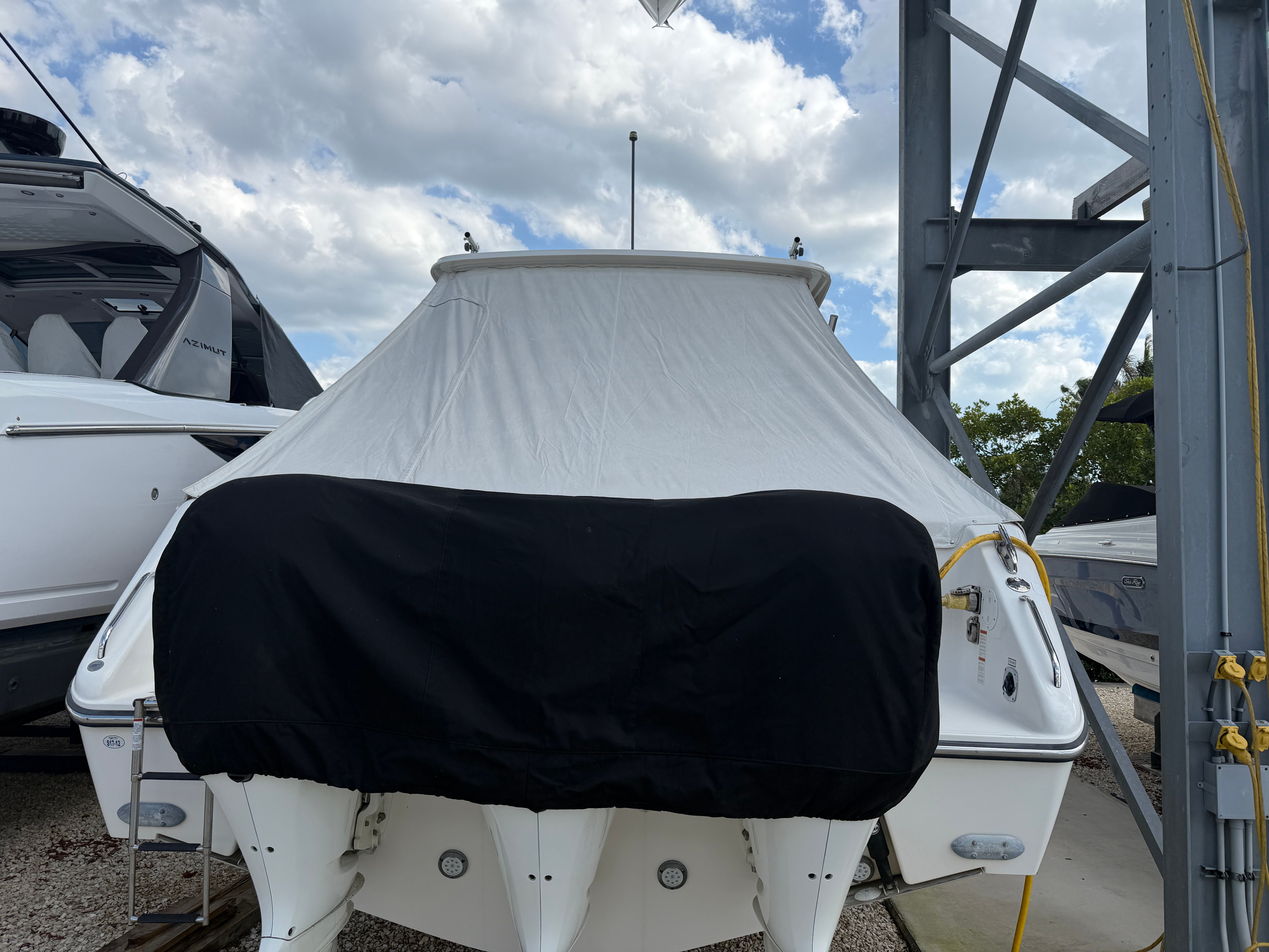 2017 Pursuit OS 385 Offshore - 50