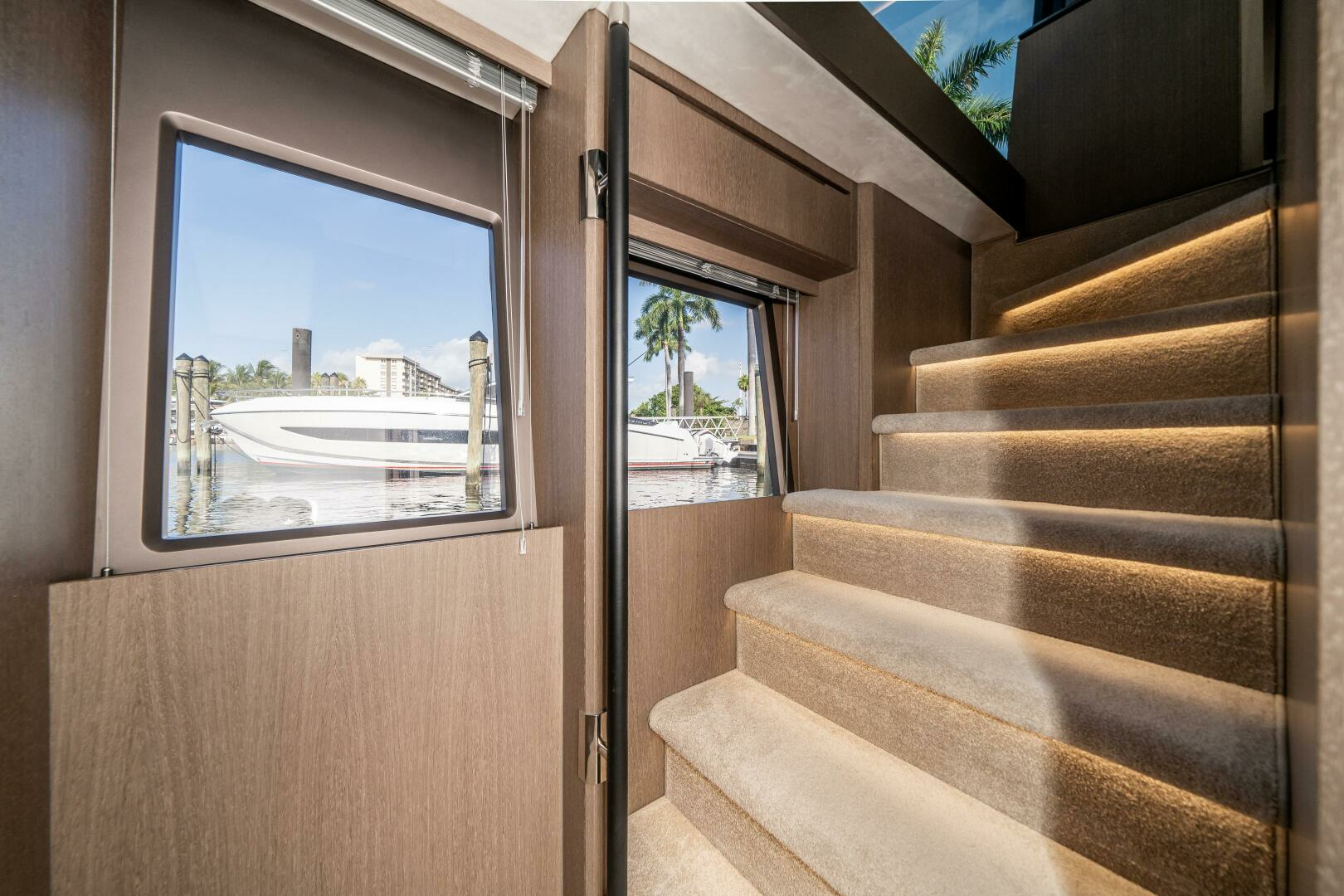 2019 Galeon 640 FLY - Image 13