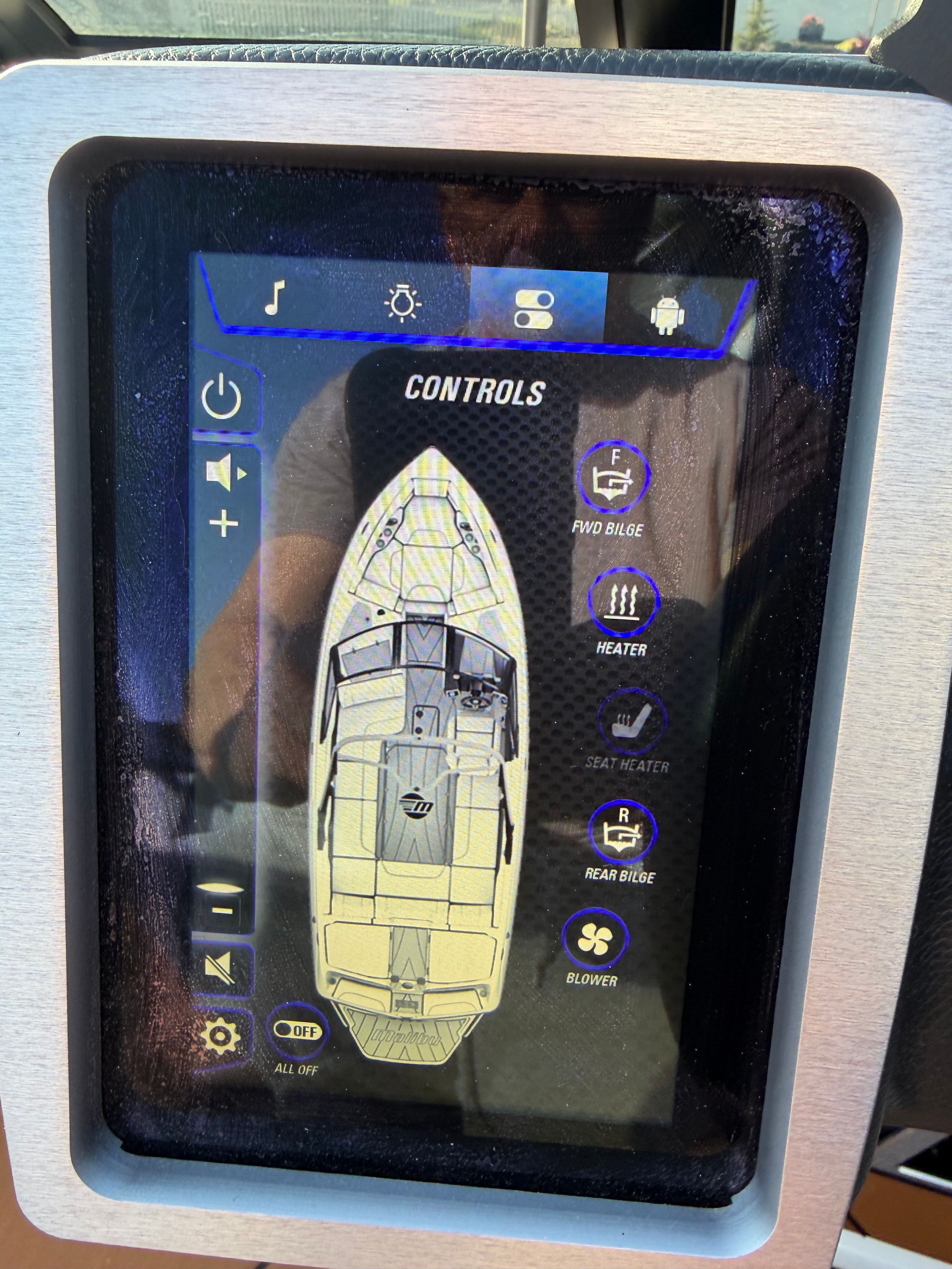 Control panel of a 2021 Malibu Wakesetter 23 LSV with various functions.
