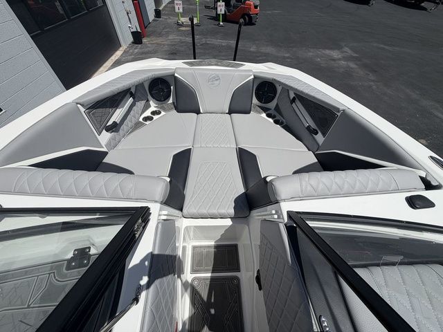2022 Tigé 22RZX - 13