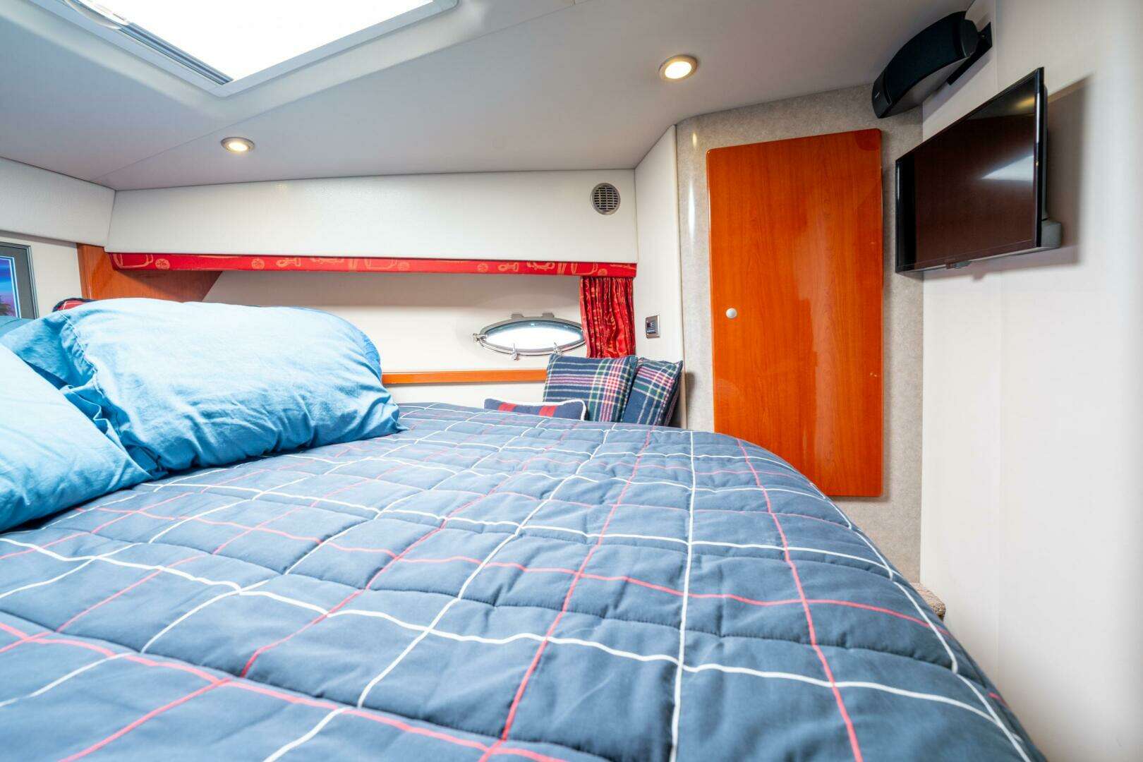 2007 Formula 45 Yacht - Image 74