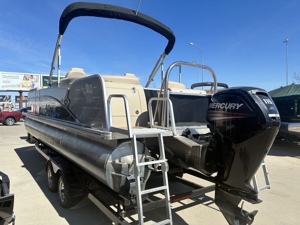 2014 Avalon 2485QL Wind Jammer - 8