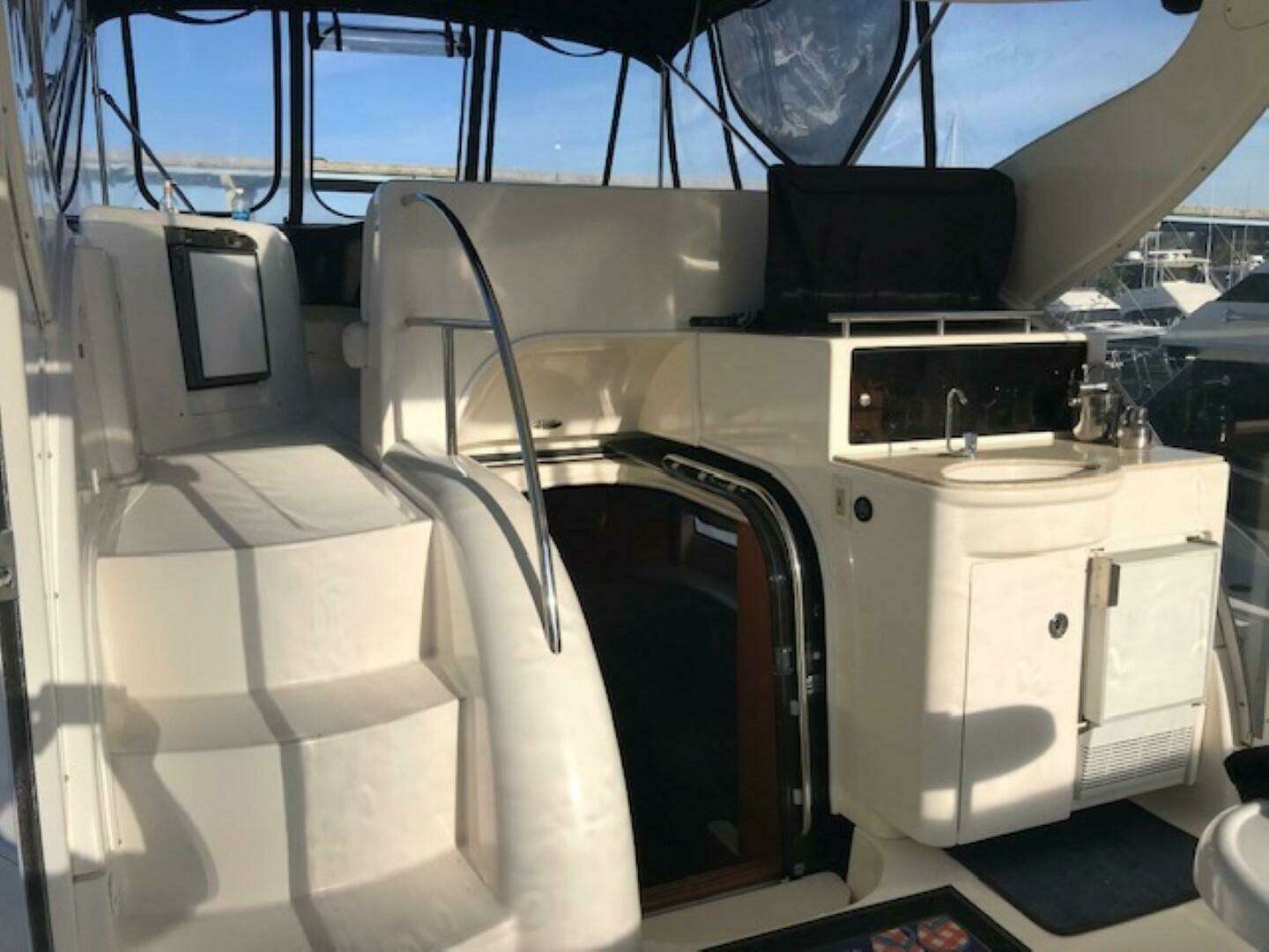 2004 Meridian 459 Motoryacht - Image 7