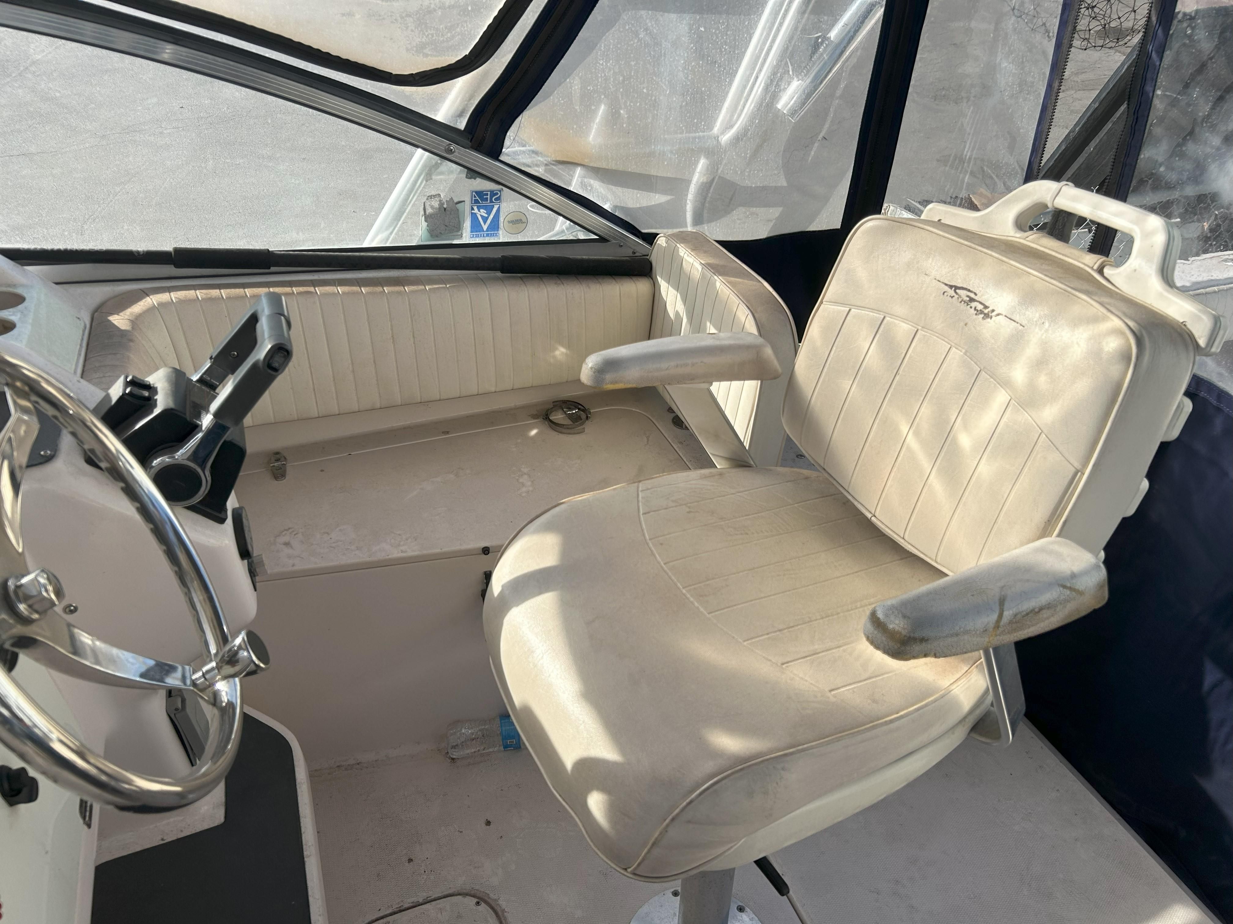 2003 Grady-White Express 265 - 7