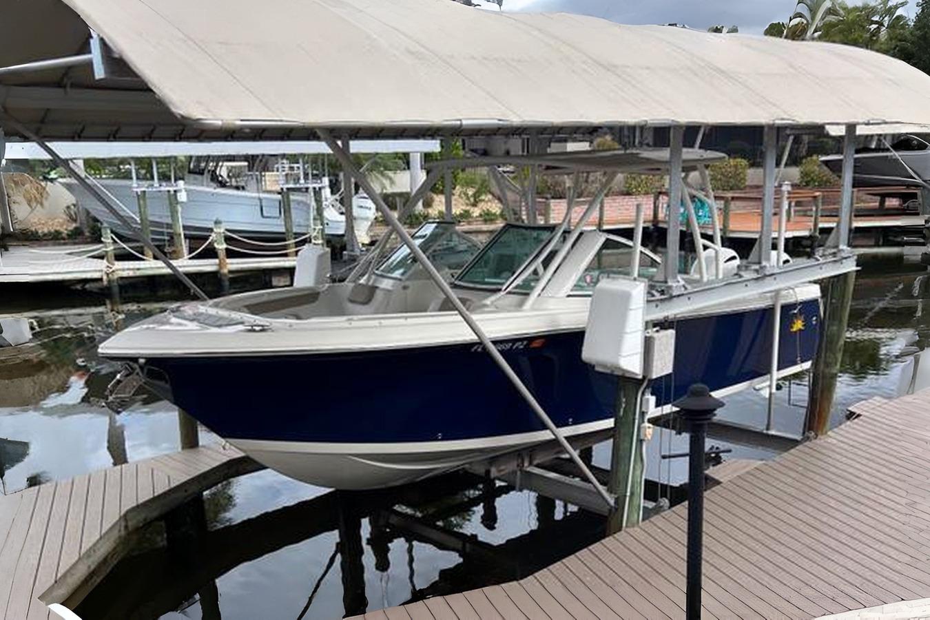 2016 Sailfish 275 DC