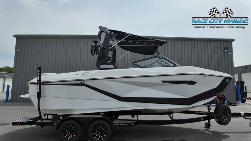 2025 Nautique Super Air Nautique G21