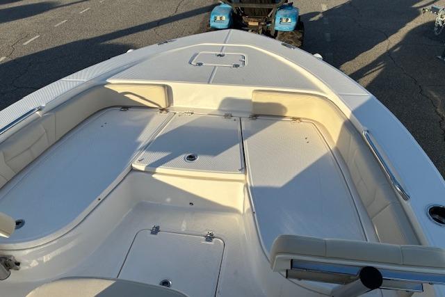 Interior view of 2026 Robalo 226 Cayman boat deck.