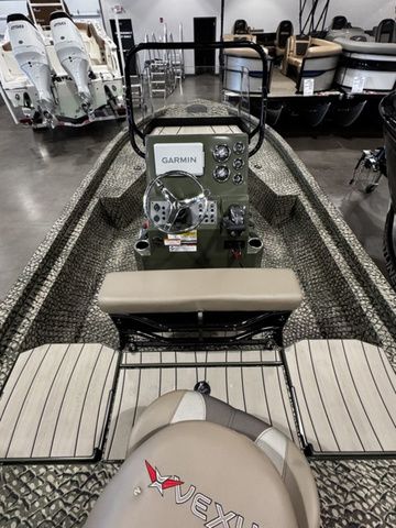 2025 Vexus ACX2000 boat interior with Garmin navigation system, showroom display.