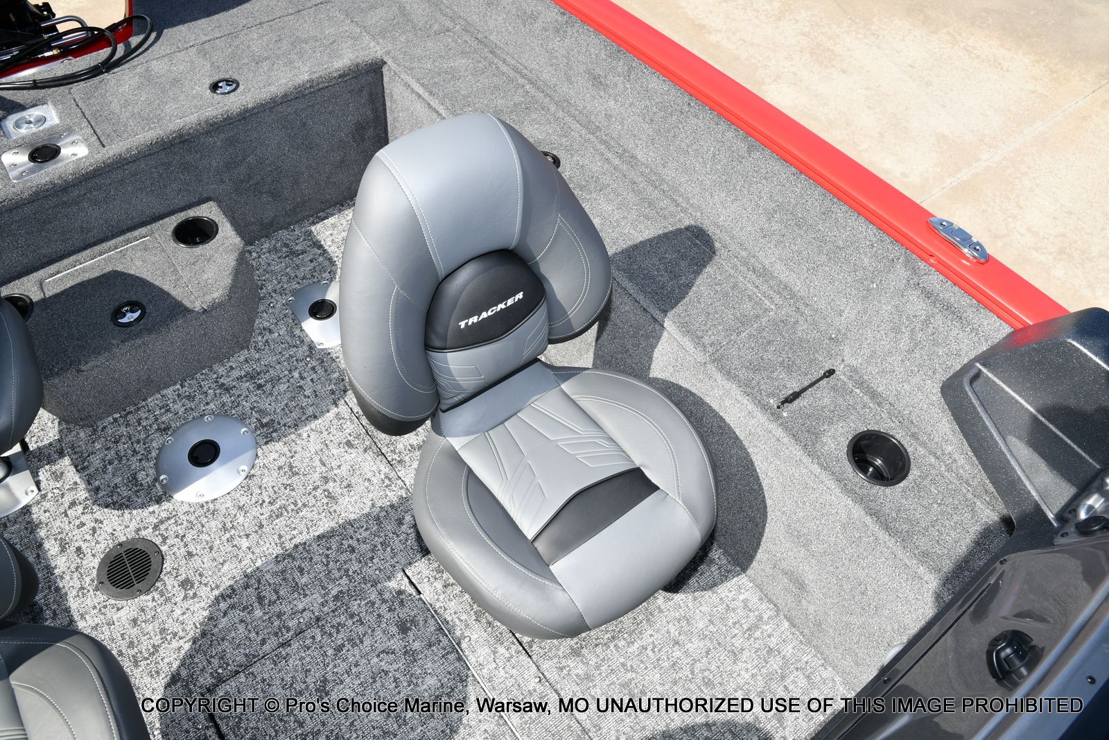 2026 Tracker Pro Guide V-175 WT w/150HP - 54