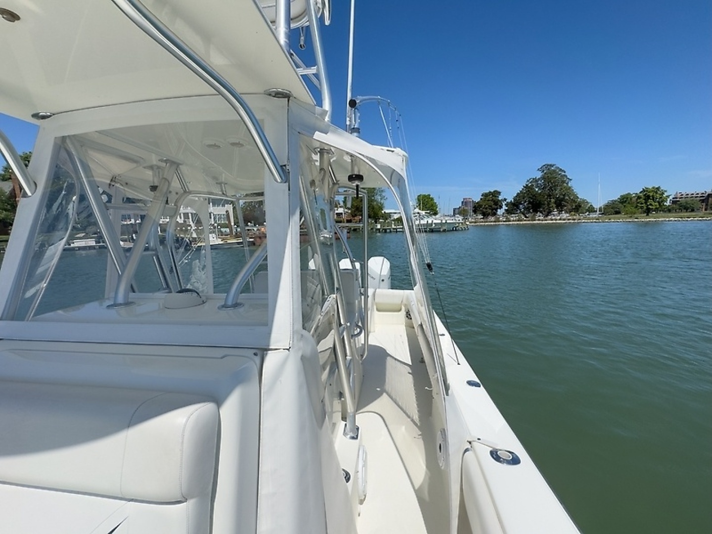 2014 SeaVee 340B - Image 32