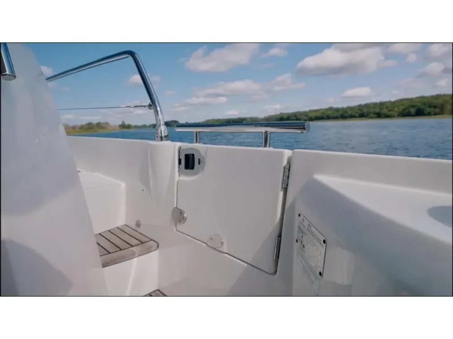 2018 Present Yachts 520S - Image 15