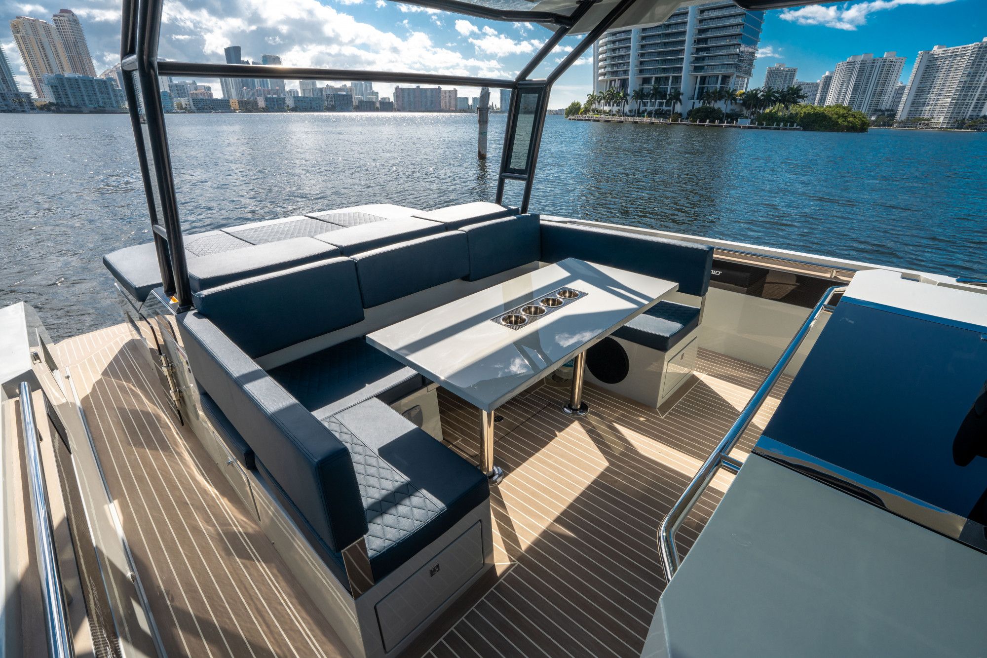 2025 De Antonio Yachts D36 OPEN - 16
