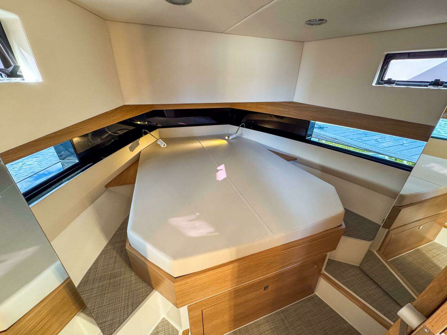 2026 De Antonio Yachts D42 - Image 41