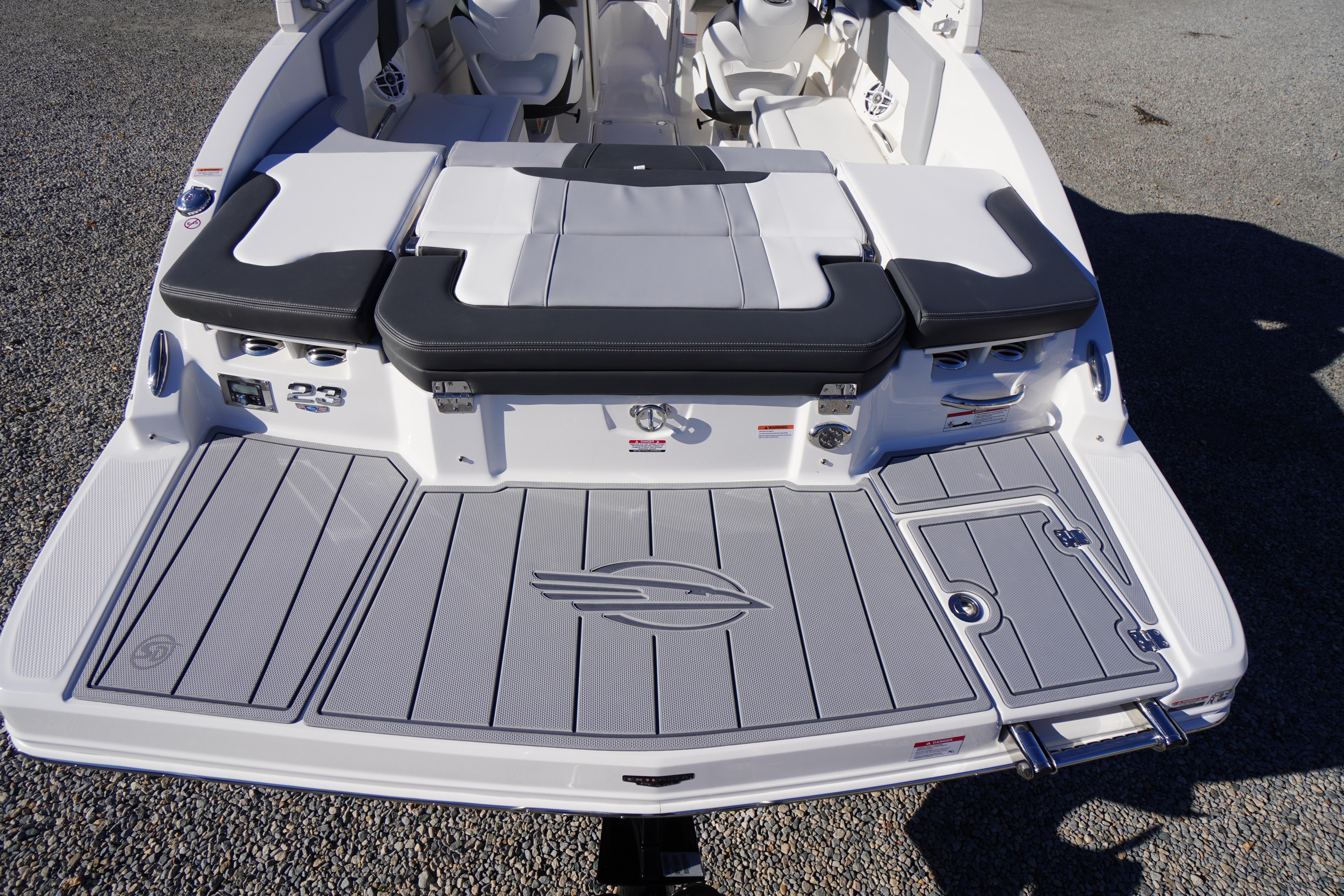 2026 Chaparral 23 SSi boat with sleek swim platform and comfortable seating.