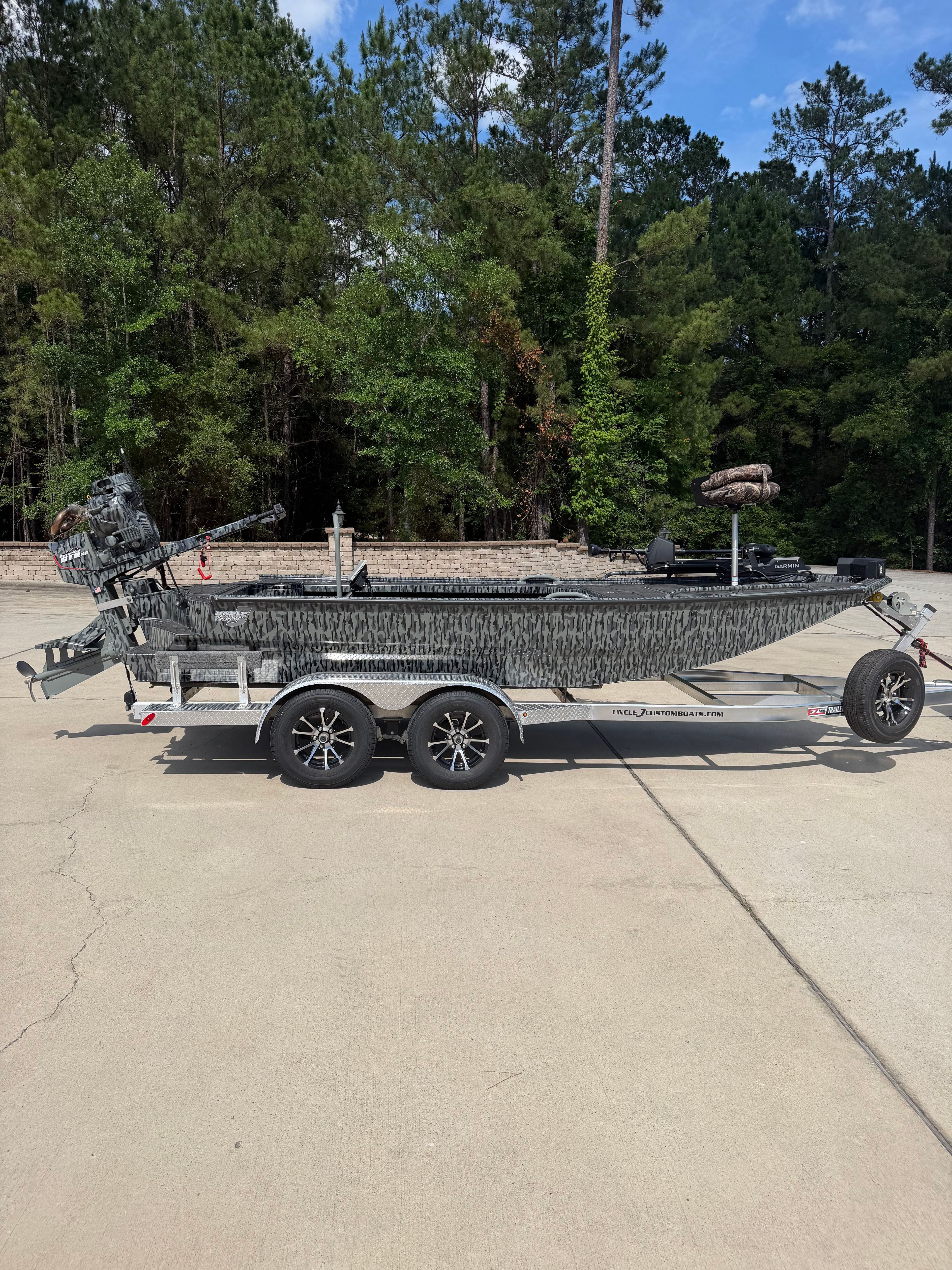 2023 Custom 18x56