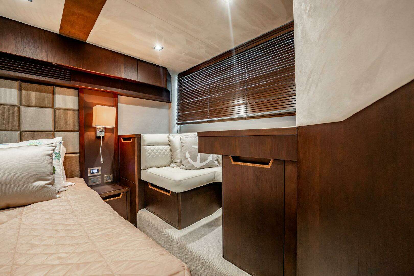 2017 Galeon 510 Skybridge - Image 45