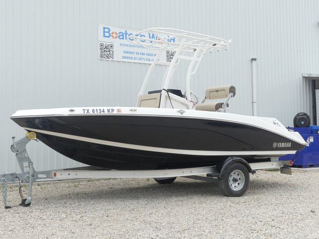 2022 Yamaha Boats 195 FSH Sport