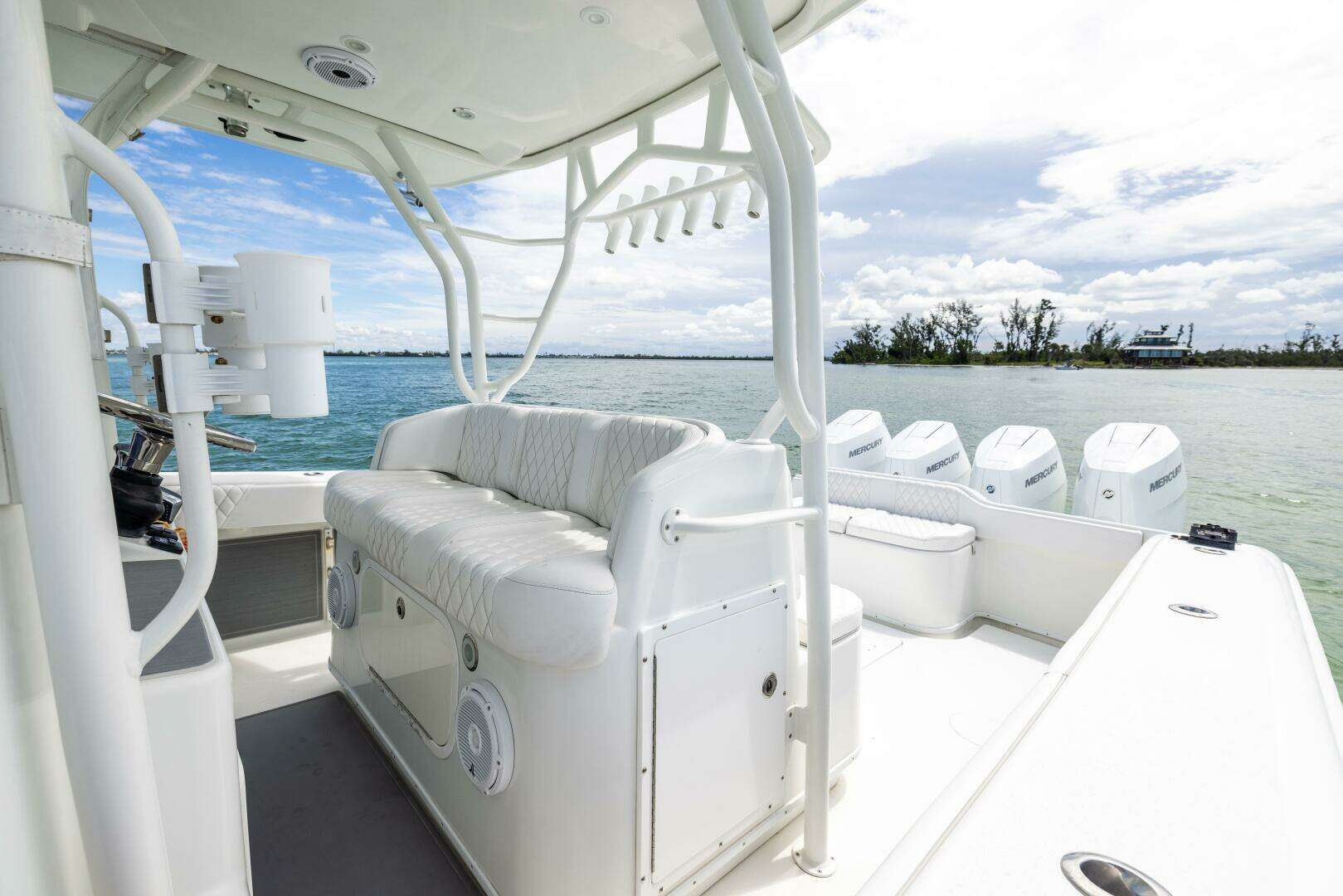 2009 Yellowfin — - Image 39