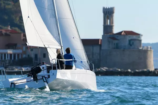 2026 Beneteau First 24