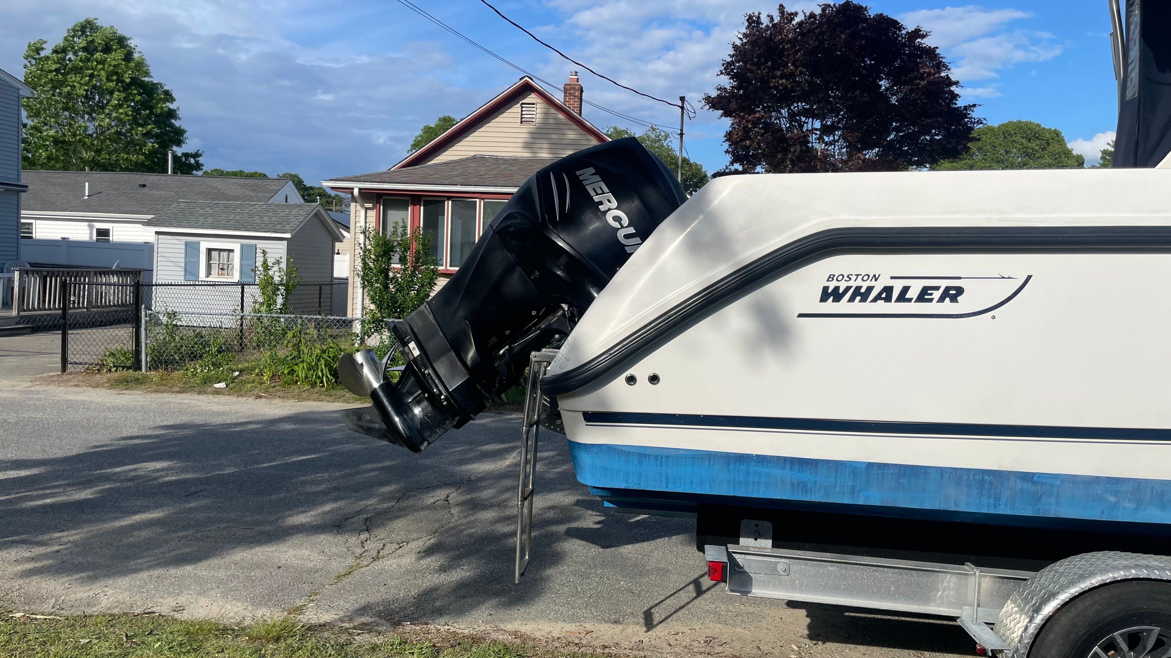 2009 Boston Whaler 255 Conquest - 7