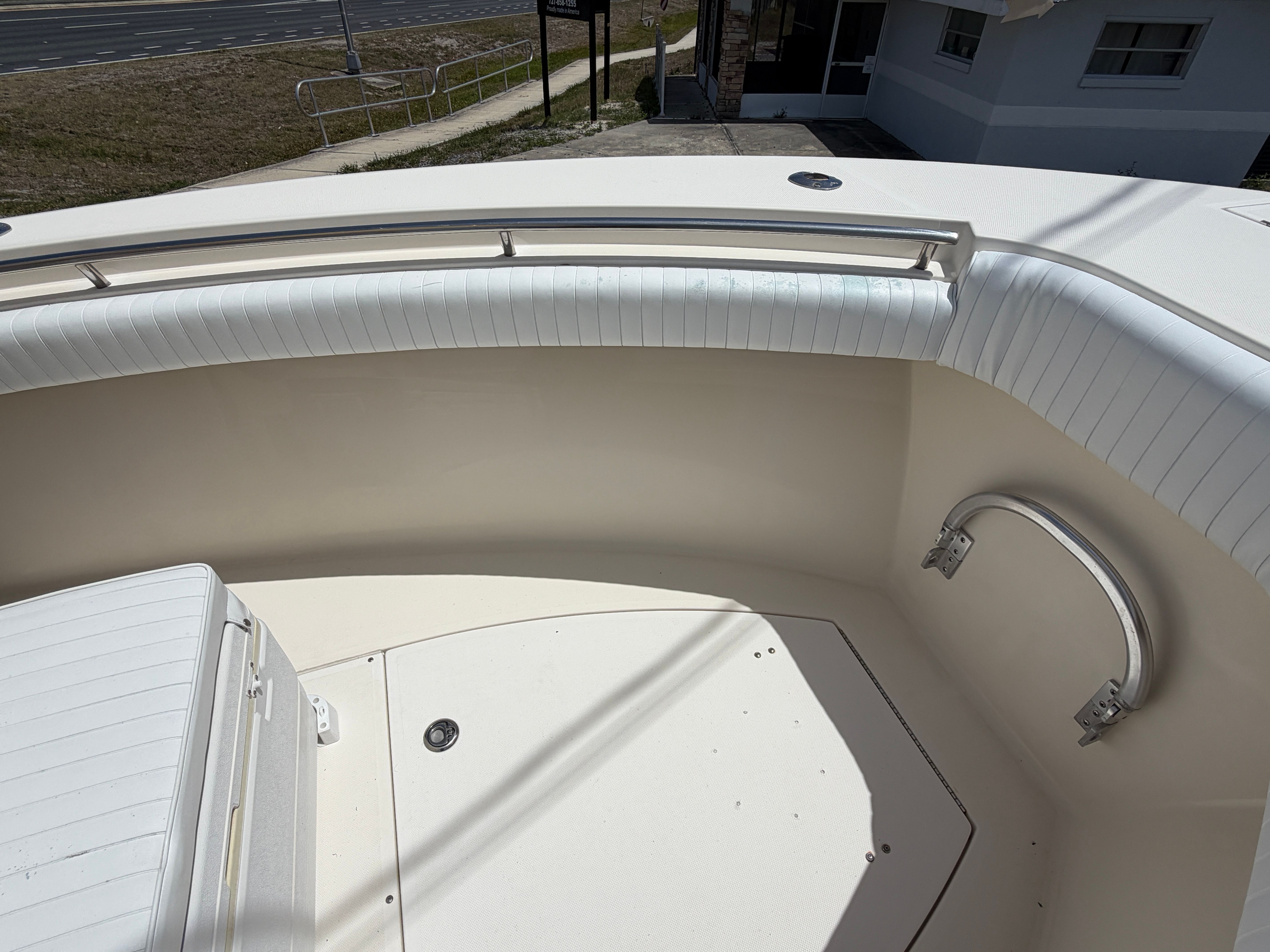 Interior view of a 2004 McKee Craft 24 FREEDOM boat.