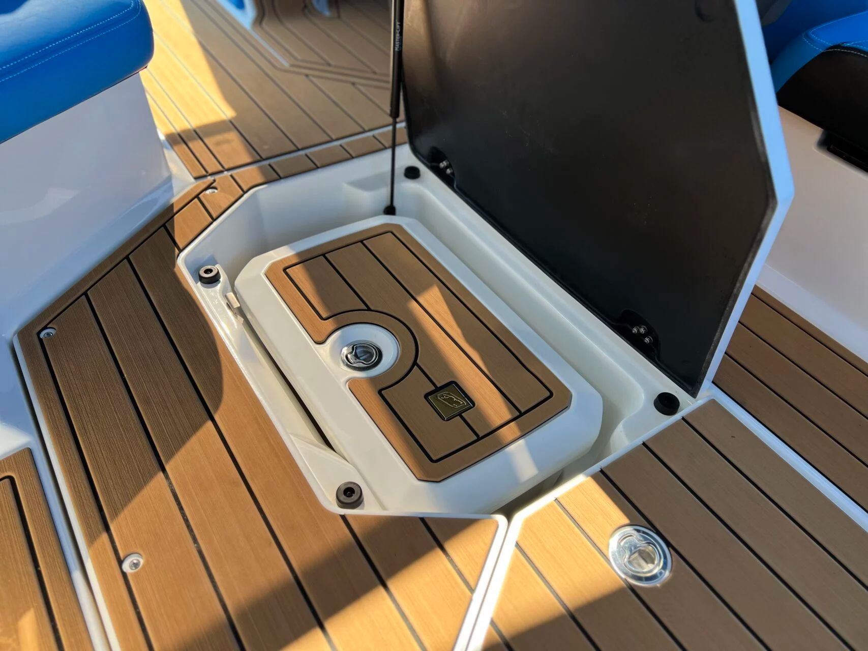 2025 Nautique G23 - 18