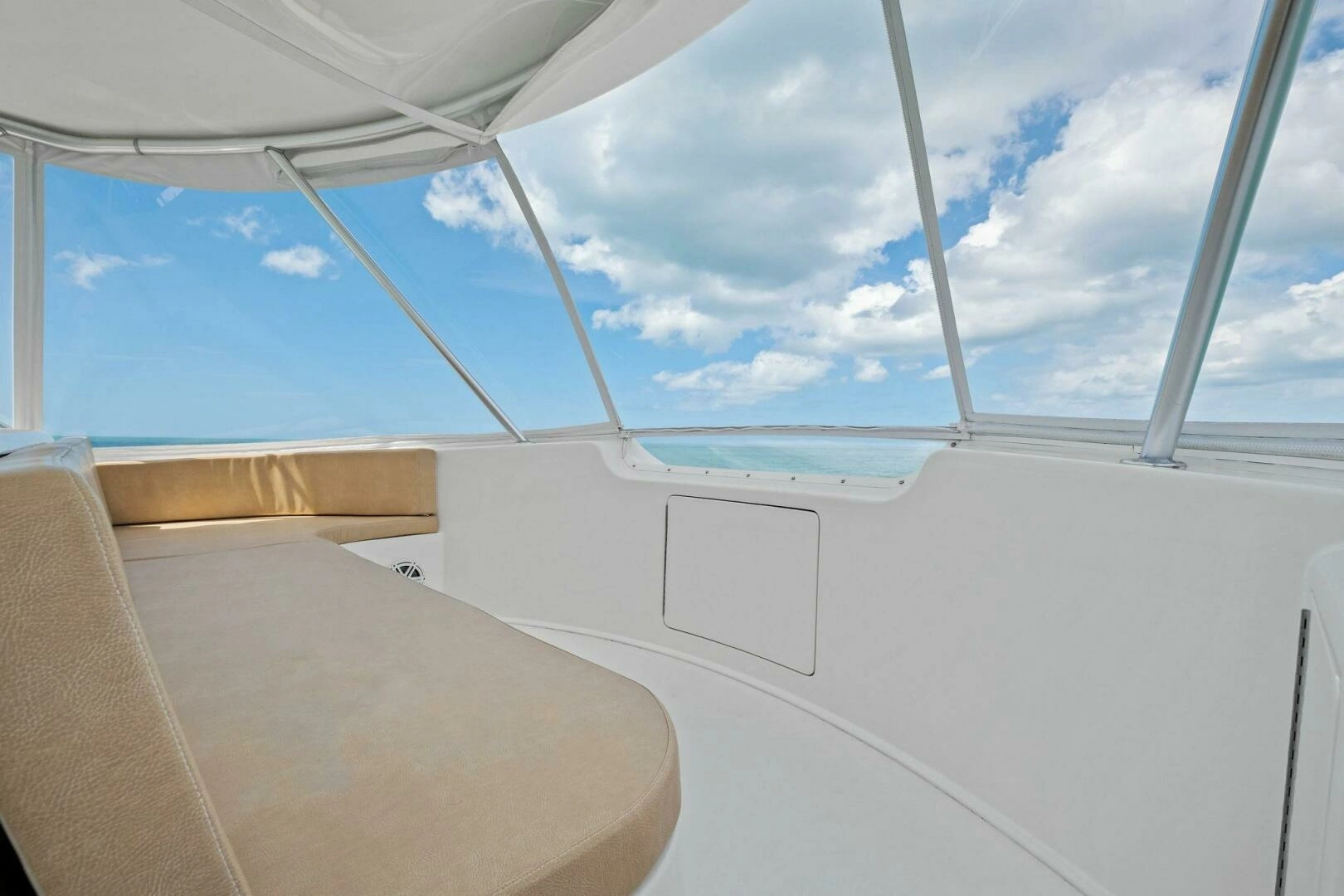 2008 Viking 64 Convertible - Image 29