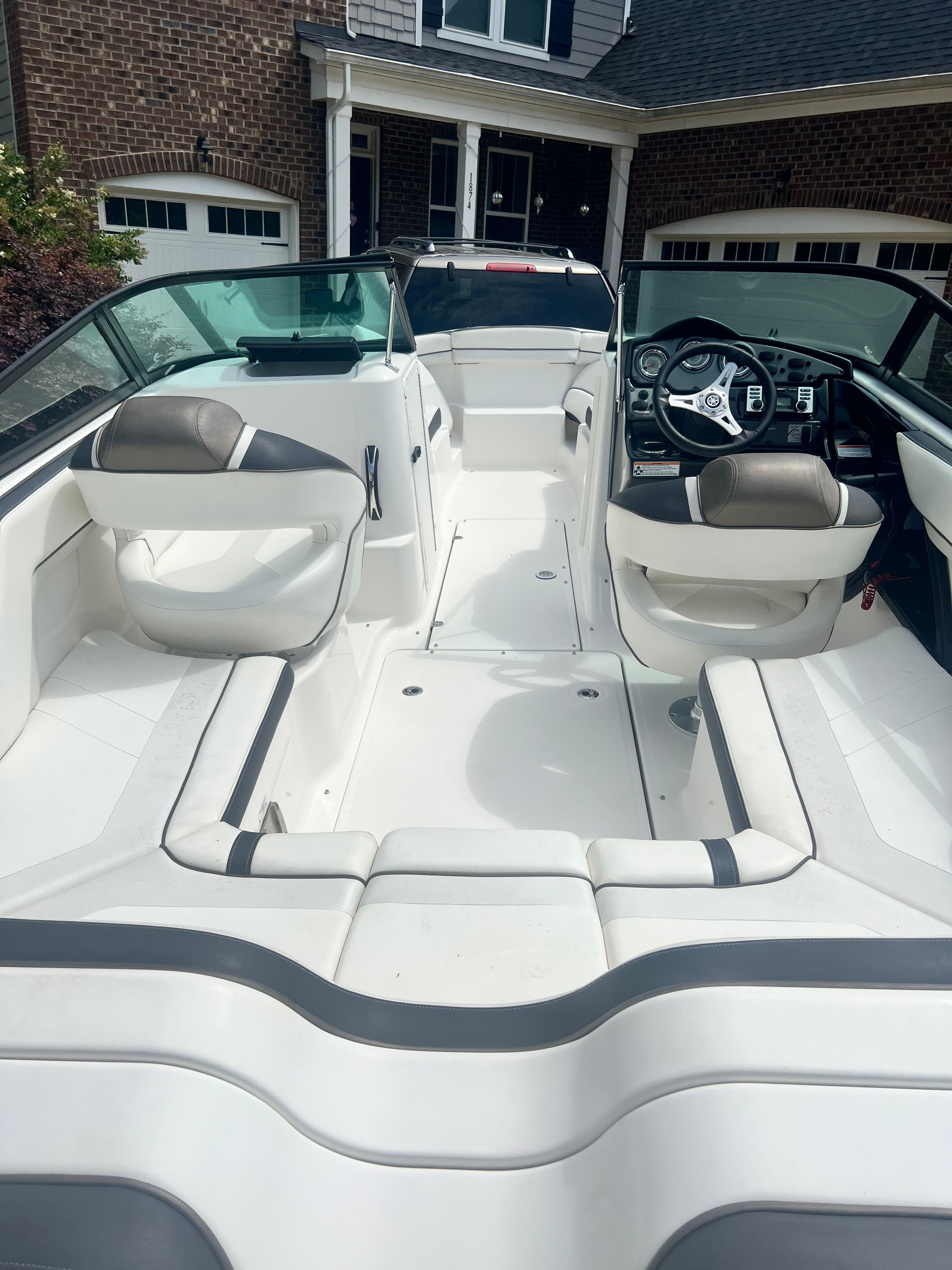 2015 Yamaha Boats 212SS - 6