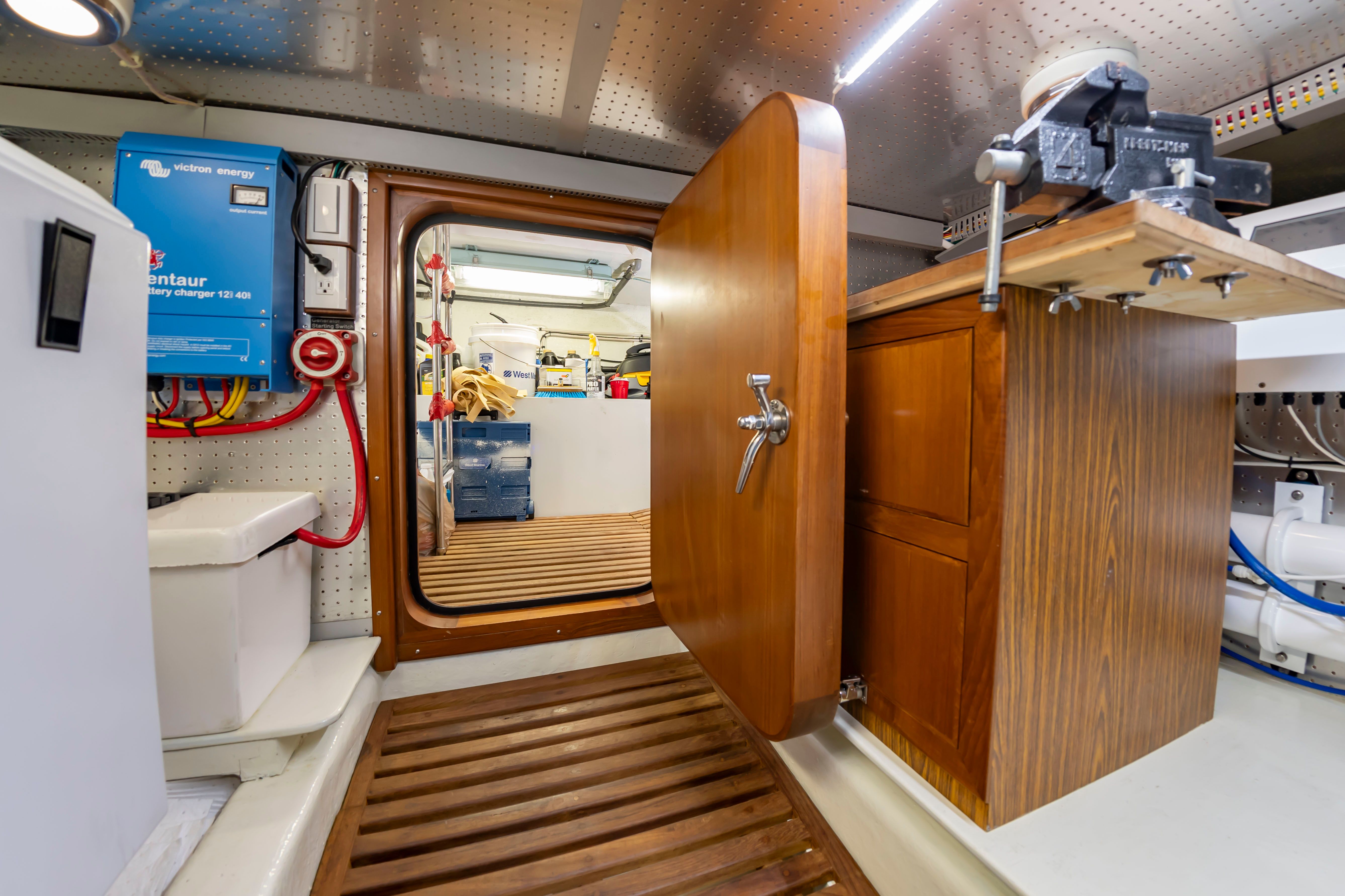 2016 DeFever Euro 52 - 82