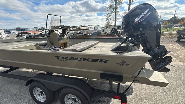 2026 Tracker Grizzly 2072 CC - 15