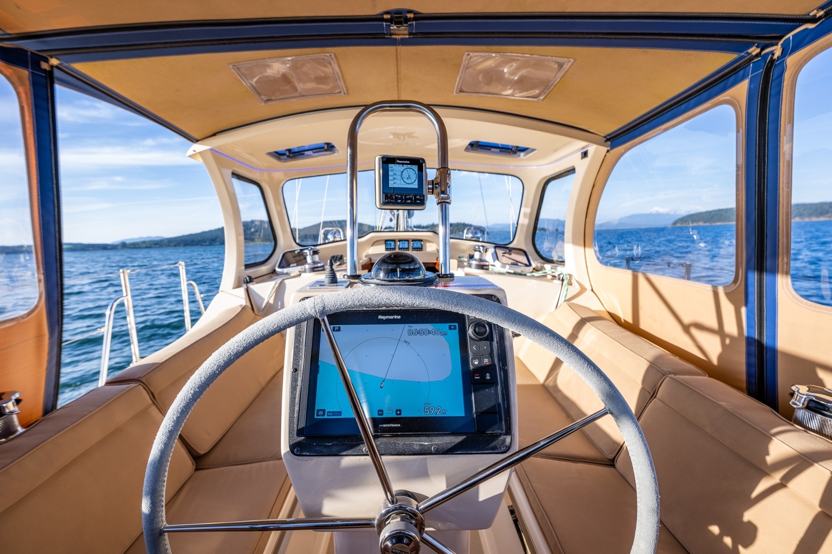 2020 Island Packet 349 - Image 34
