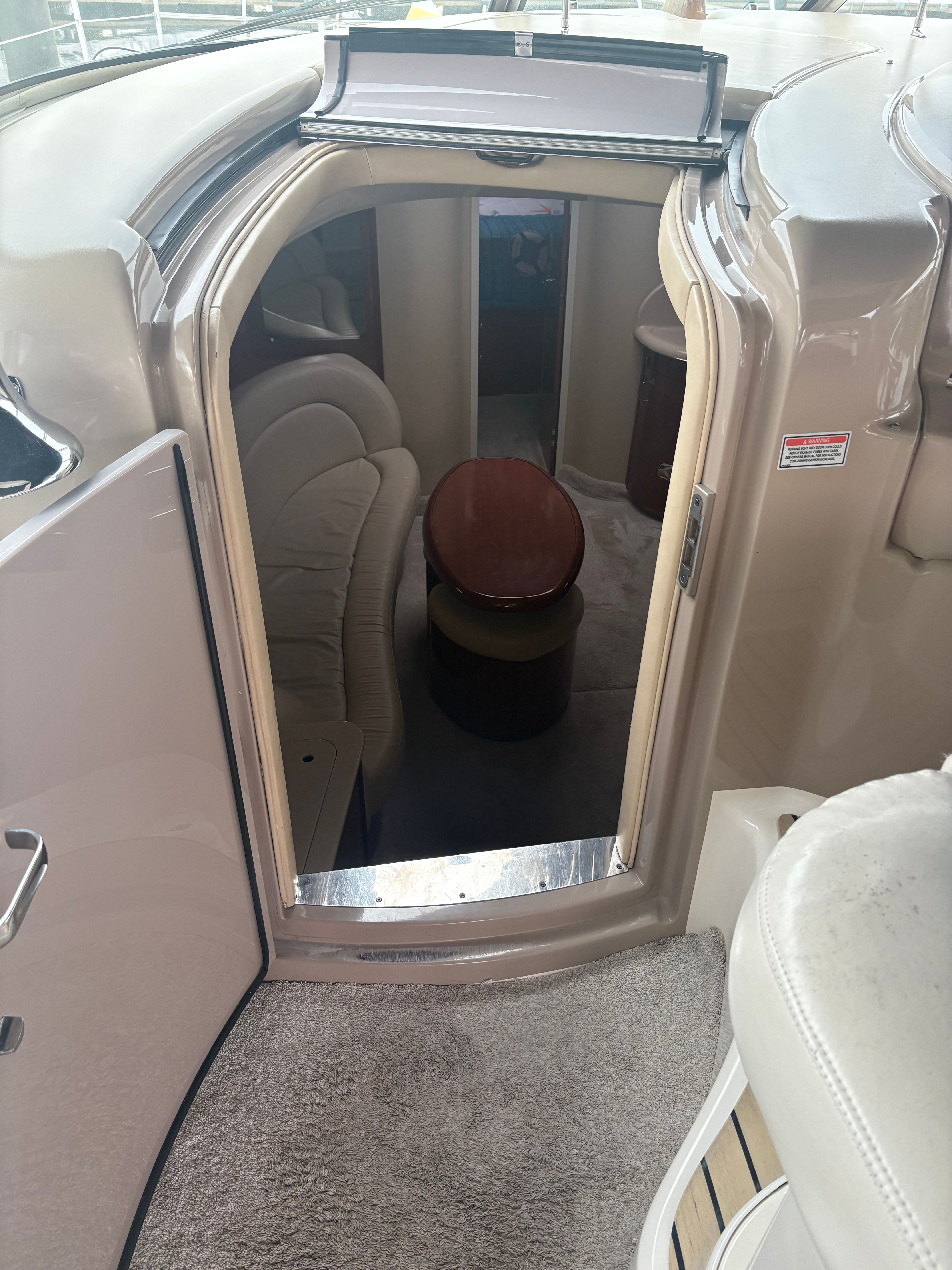 2003 Sea Ray 420 Sundancer - 9