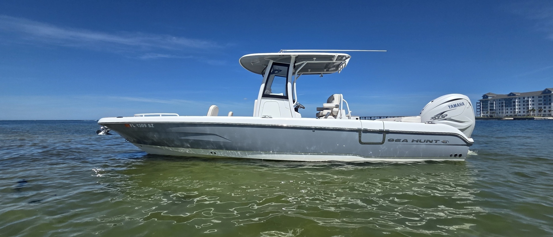 2021 Sea Hunt Escape 27 Center Console - Image 10