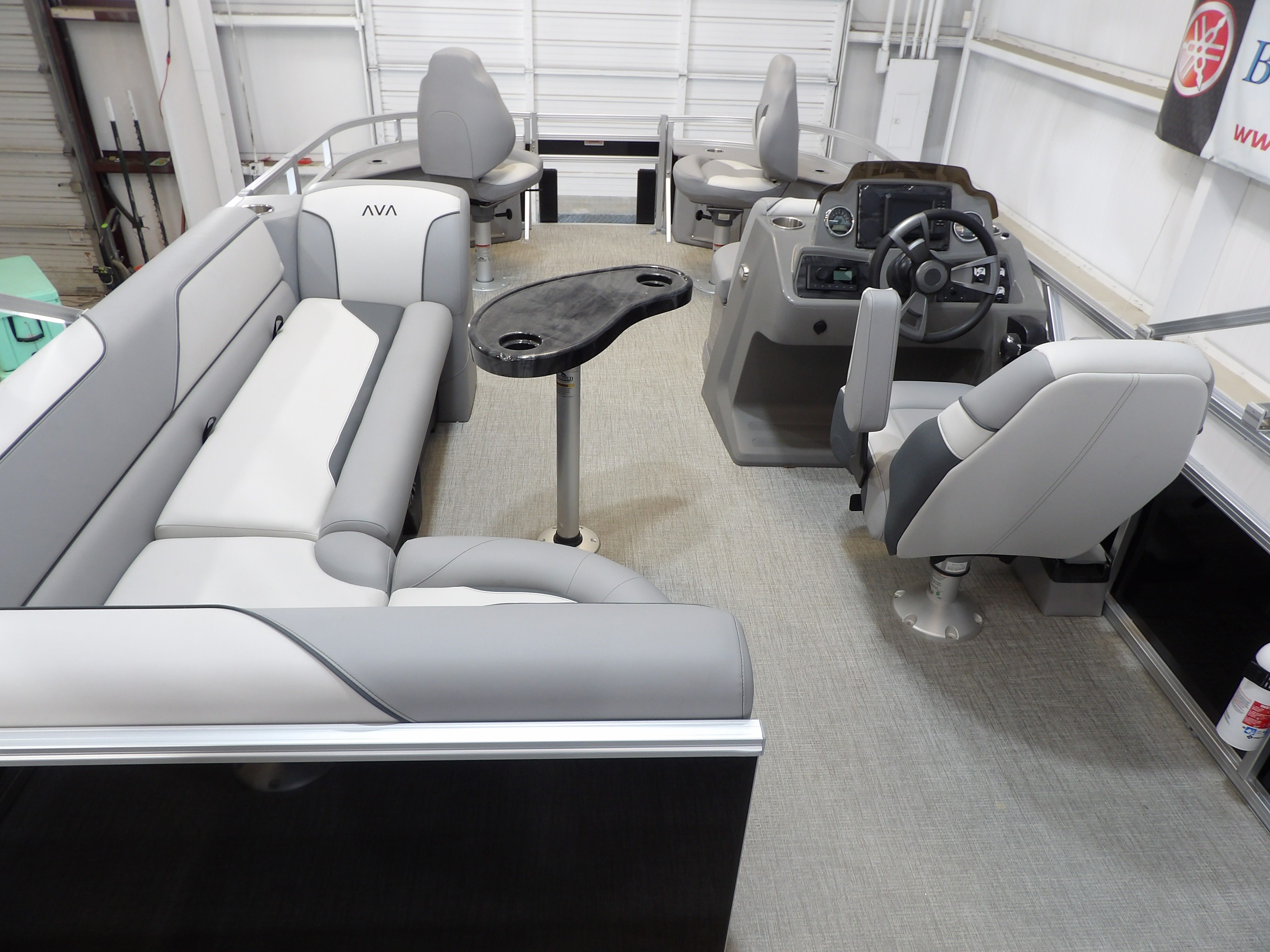 2026 Avalon Venture 85 Quad Fish - 21' - 19