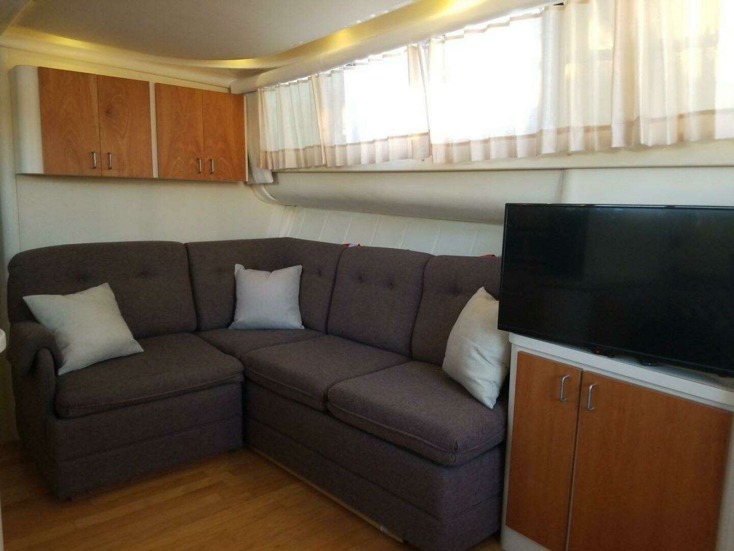 1993 Mainship 40 Sedan Bridge - Image 5
