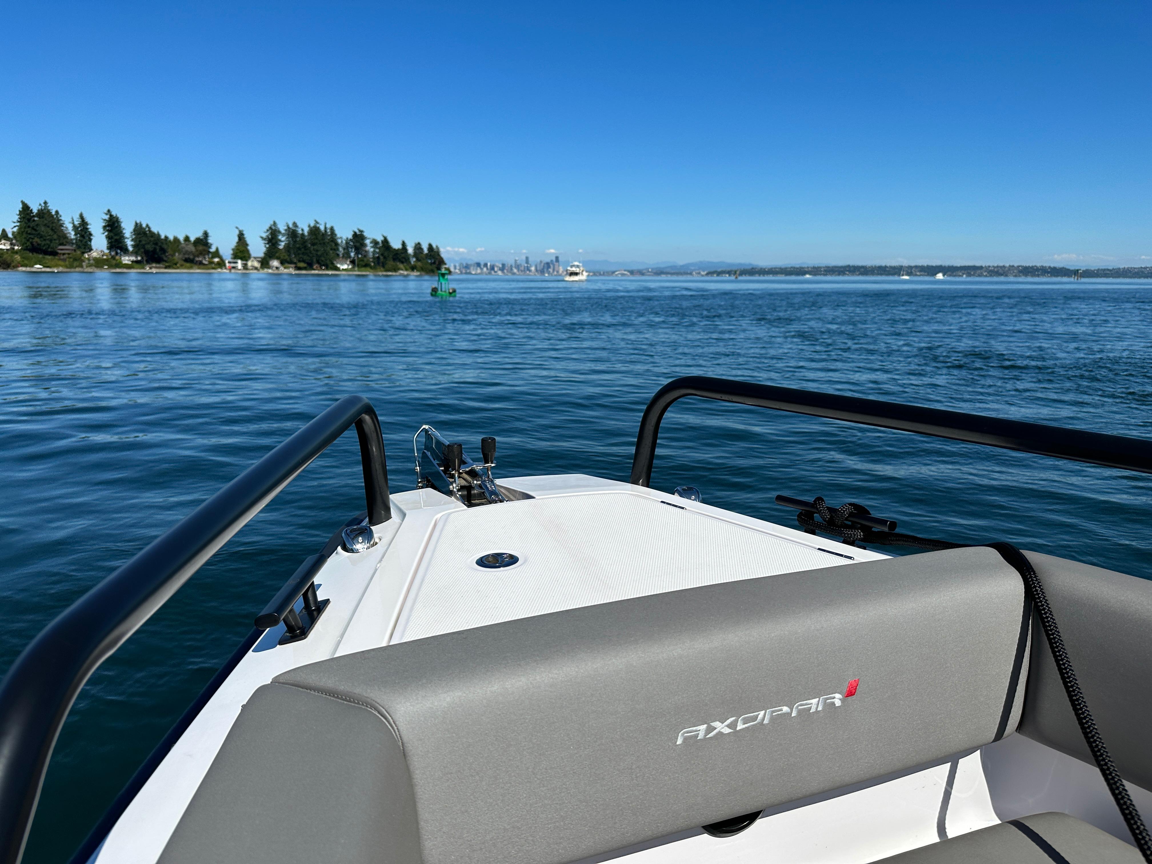2021 Axopar 28 Cabin - 51