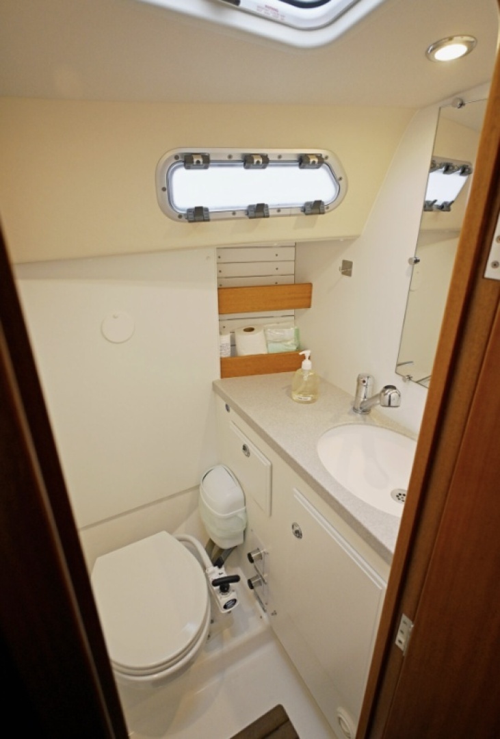 2020 Hallberg-Rassy — - Image 6