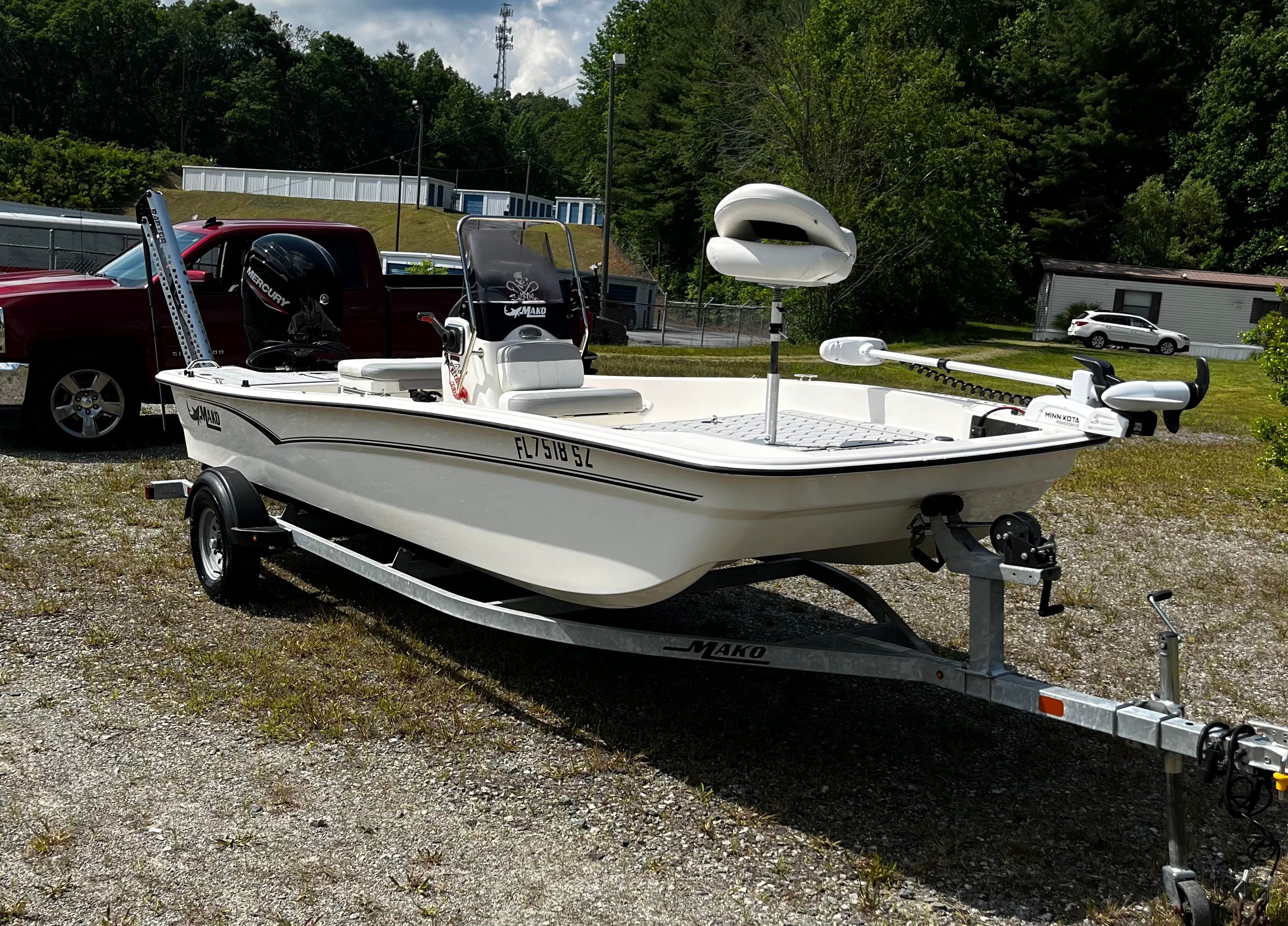 2021 Mako Pro Skiff 17 CC