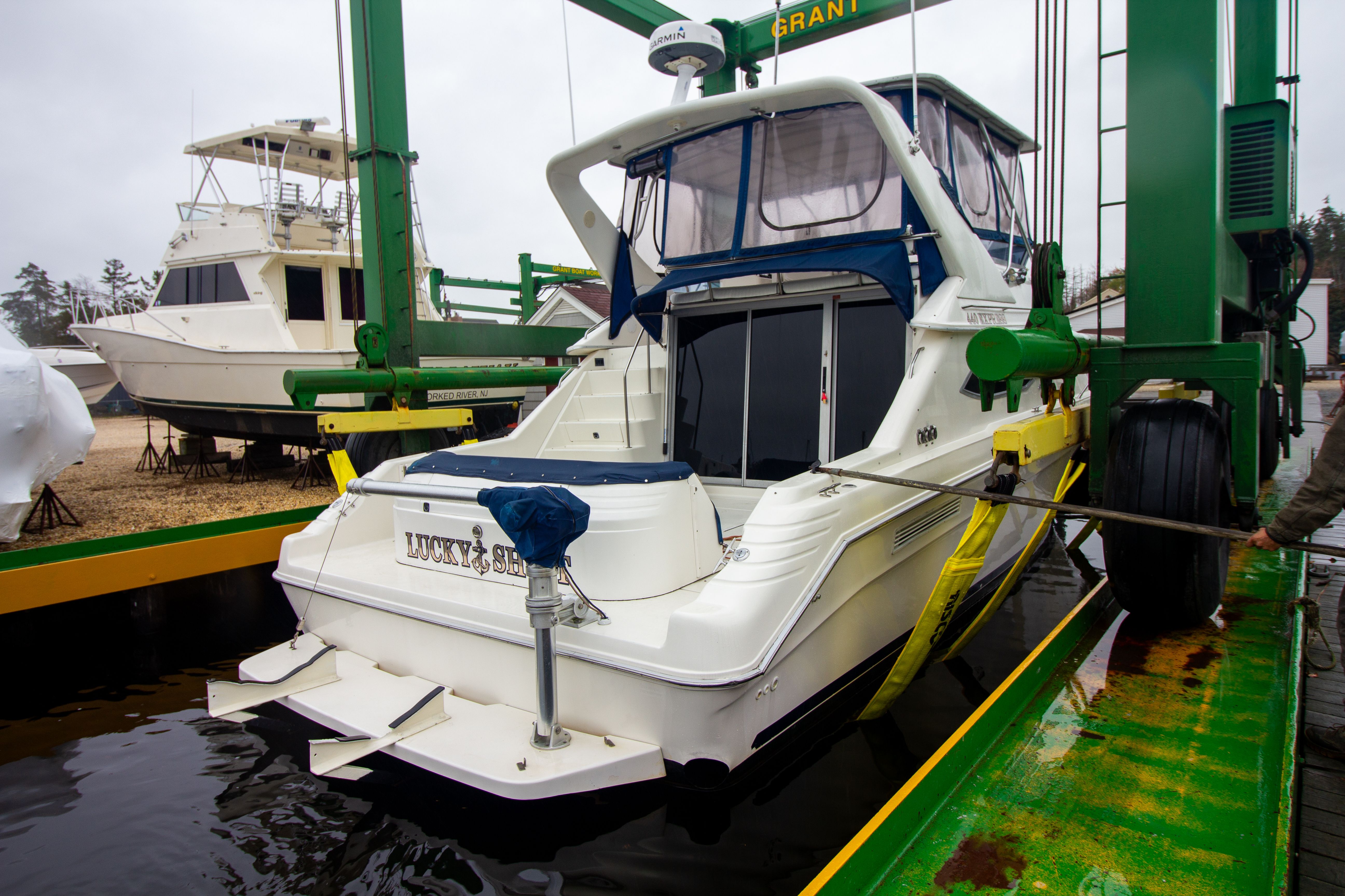 1993 Sea Ray 440 Express Bridge - 10