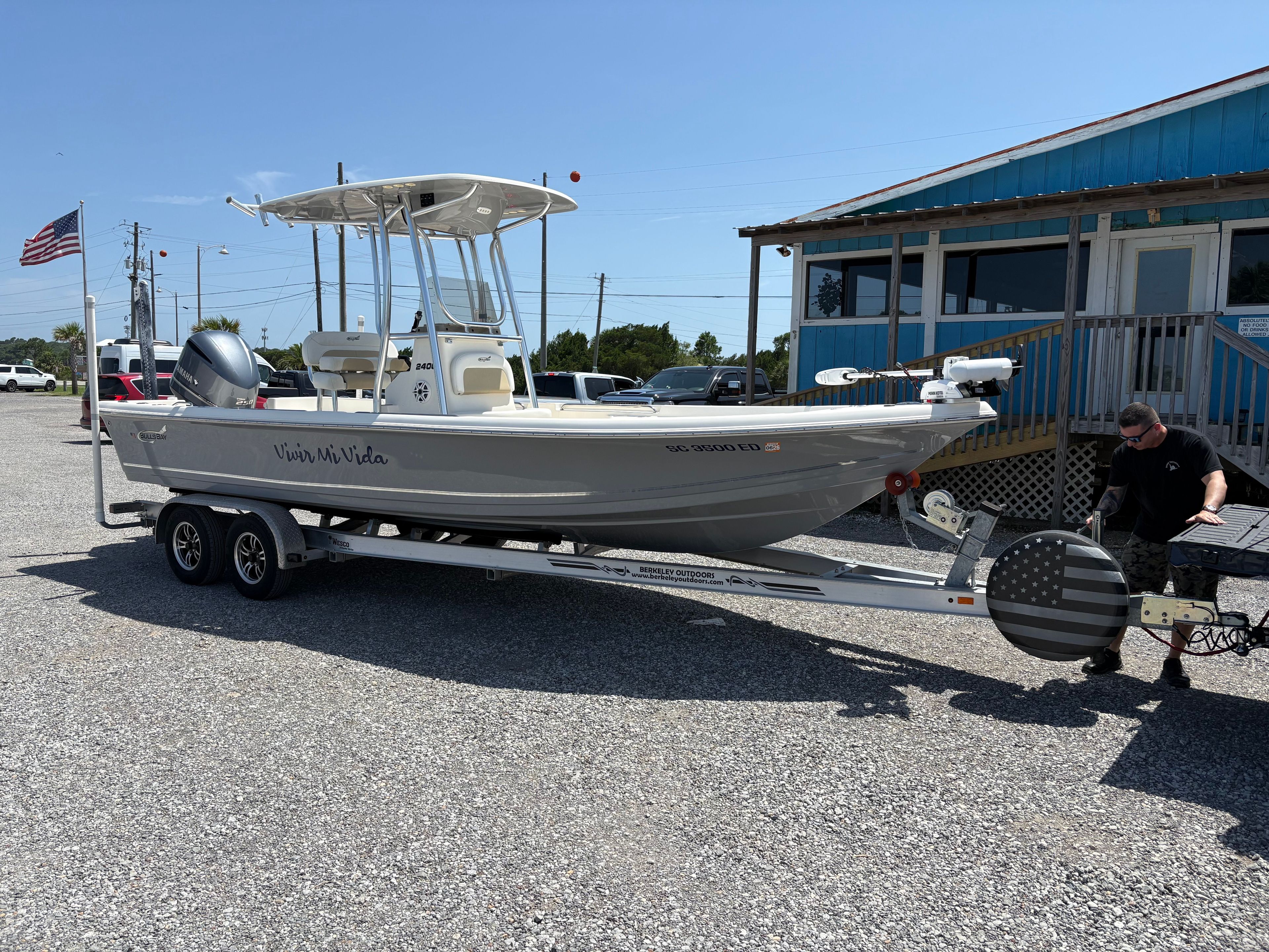 2023 Bulls Bay 2400