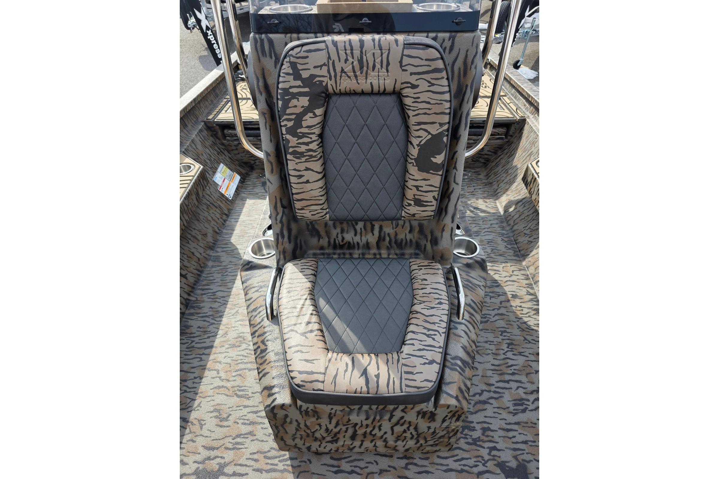 2026 Xpress H22B Bay boat seat with camouflage pattern and diamond-stitched design.
