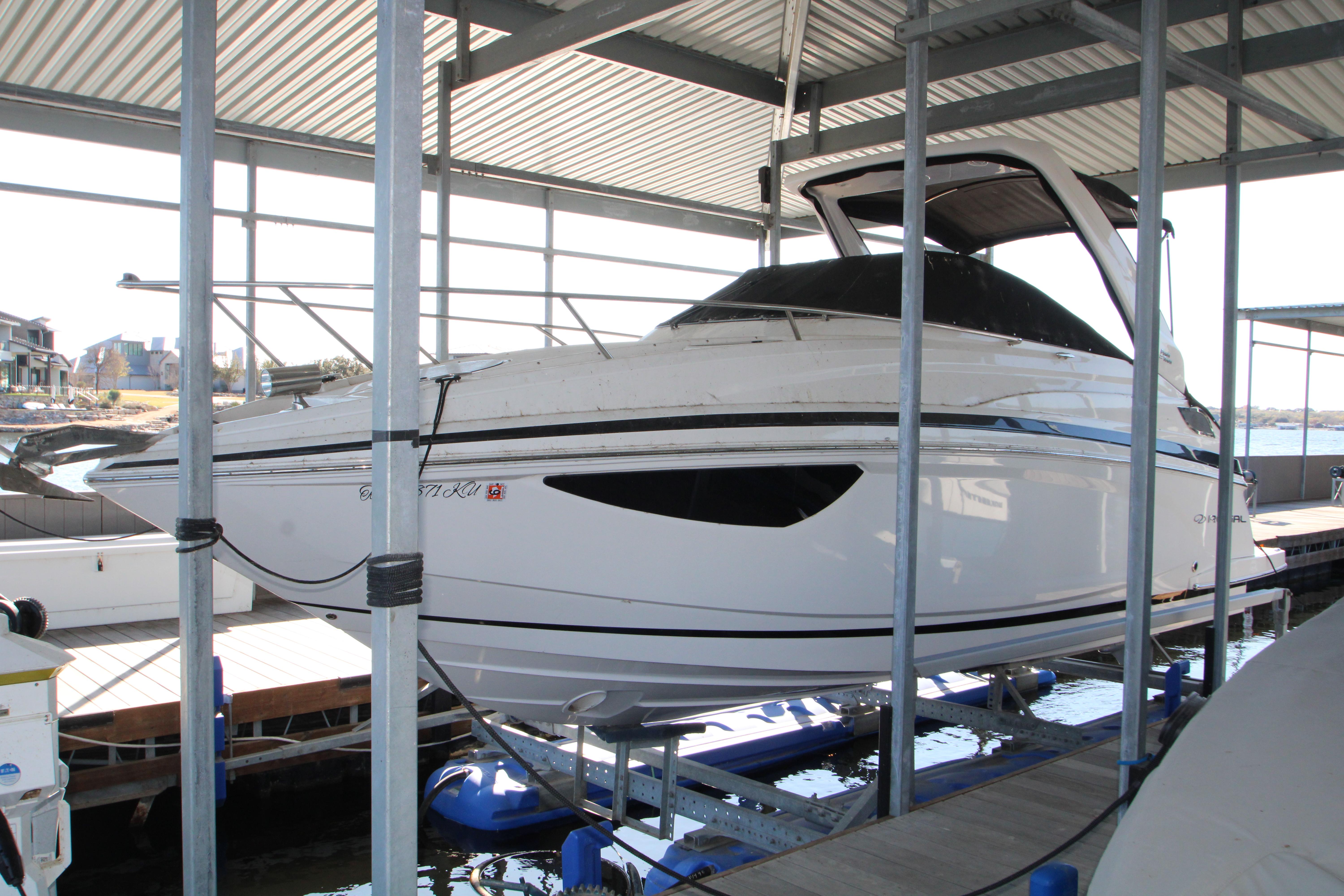 2022 Regal 28 Express