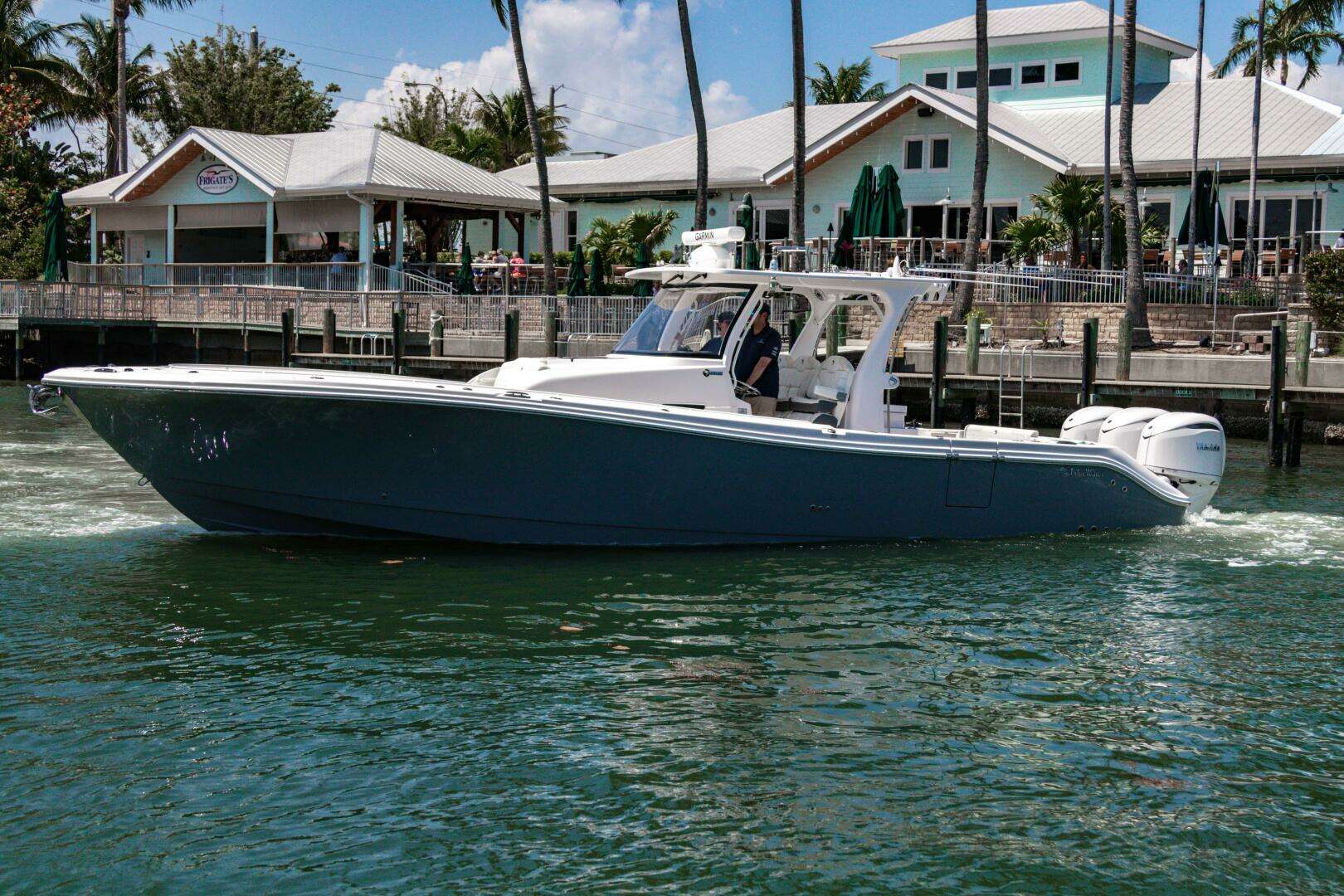 2025 Edgewater 370CC - Image 9
