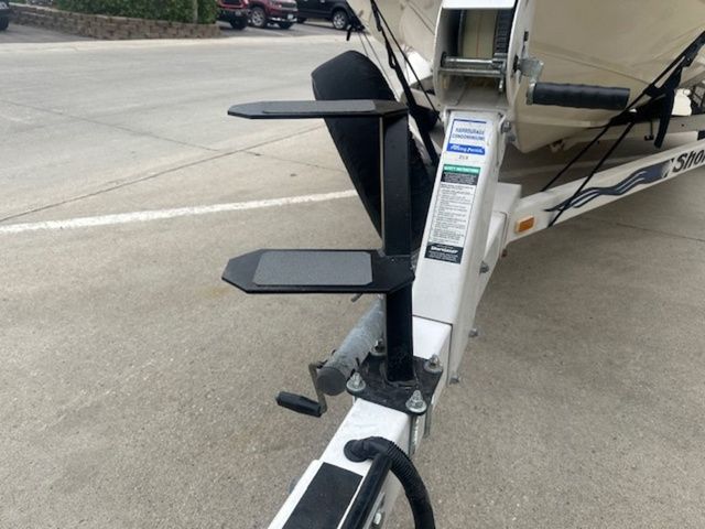 2002 Boston Whaler 180 Dauntless - 7